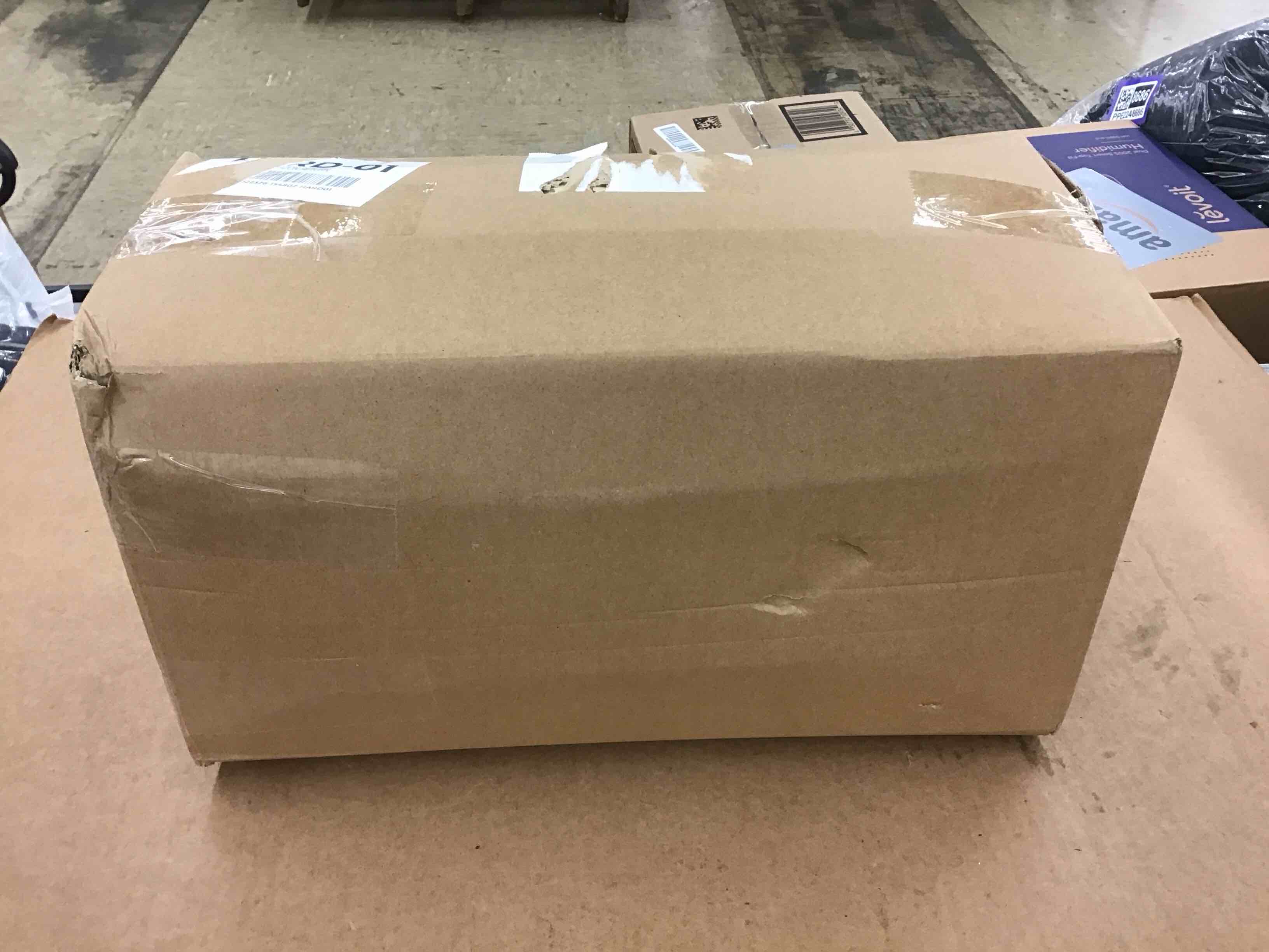 https://s3.amazonaws.com/lotting-images-prod/BoxBids/PPE2248745_1775059886781.jpeg