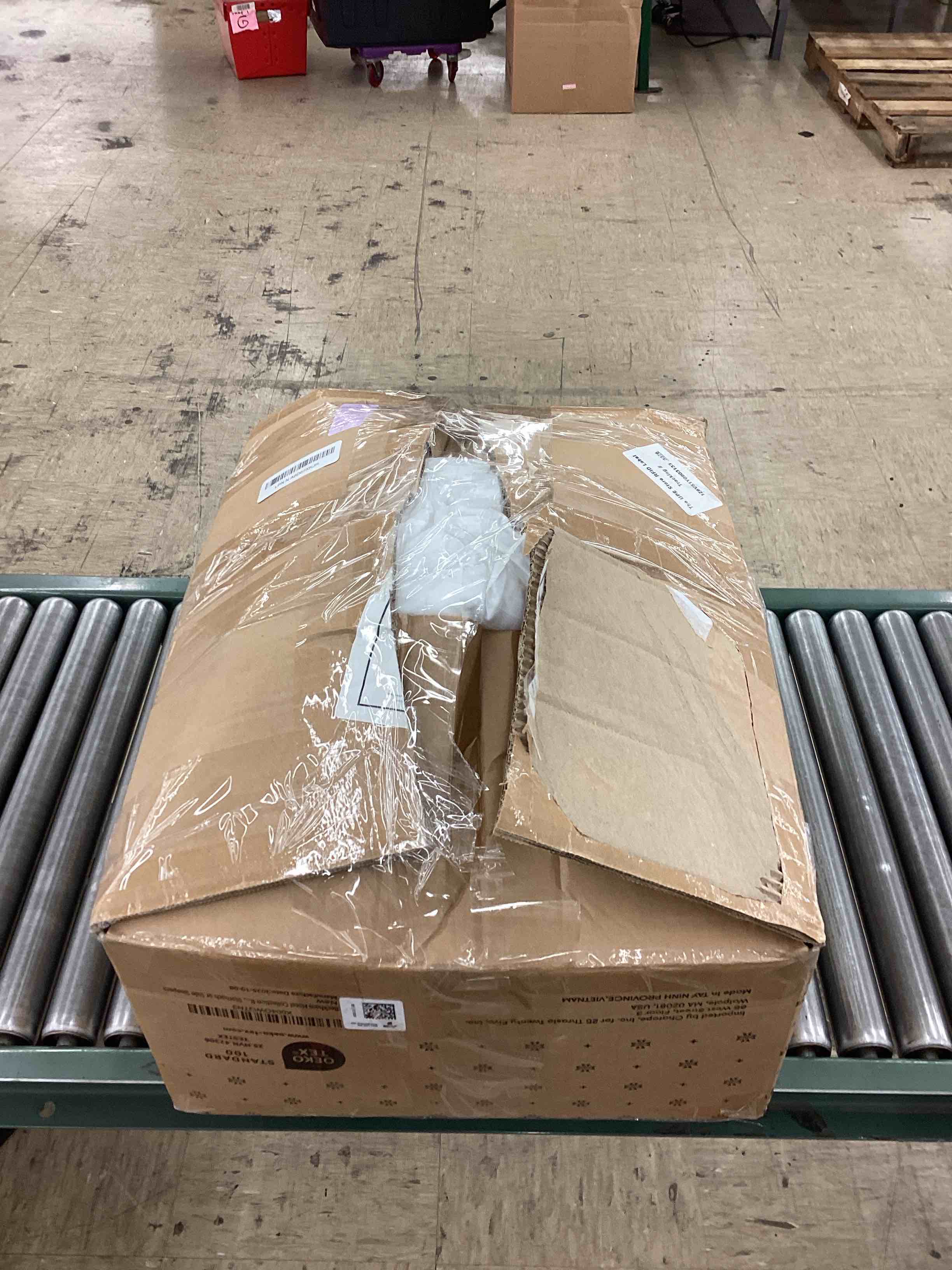 https://s3.amazonaws.com/lotting-images-prod/BoxBids/PPE2248809_1775222094535.jpeg