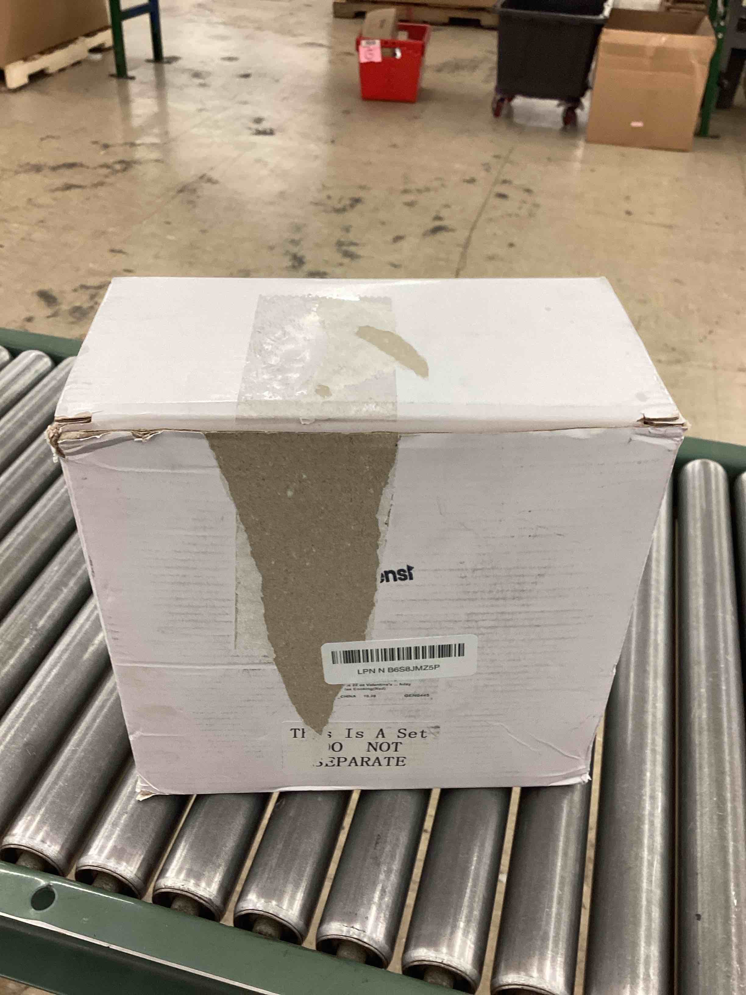https://s3.amazonaws.com/lotting-images-prod/BoxBids/PPE2248832_1775228131345.jpeg