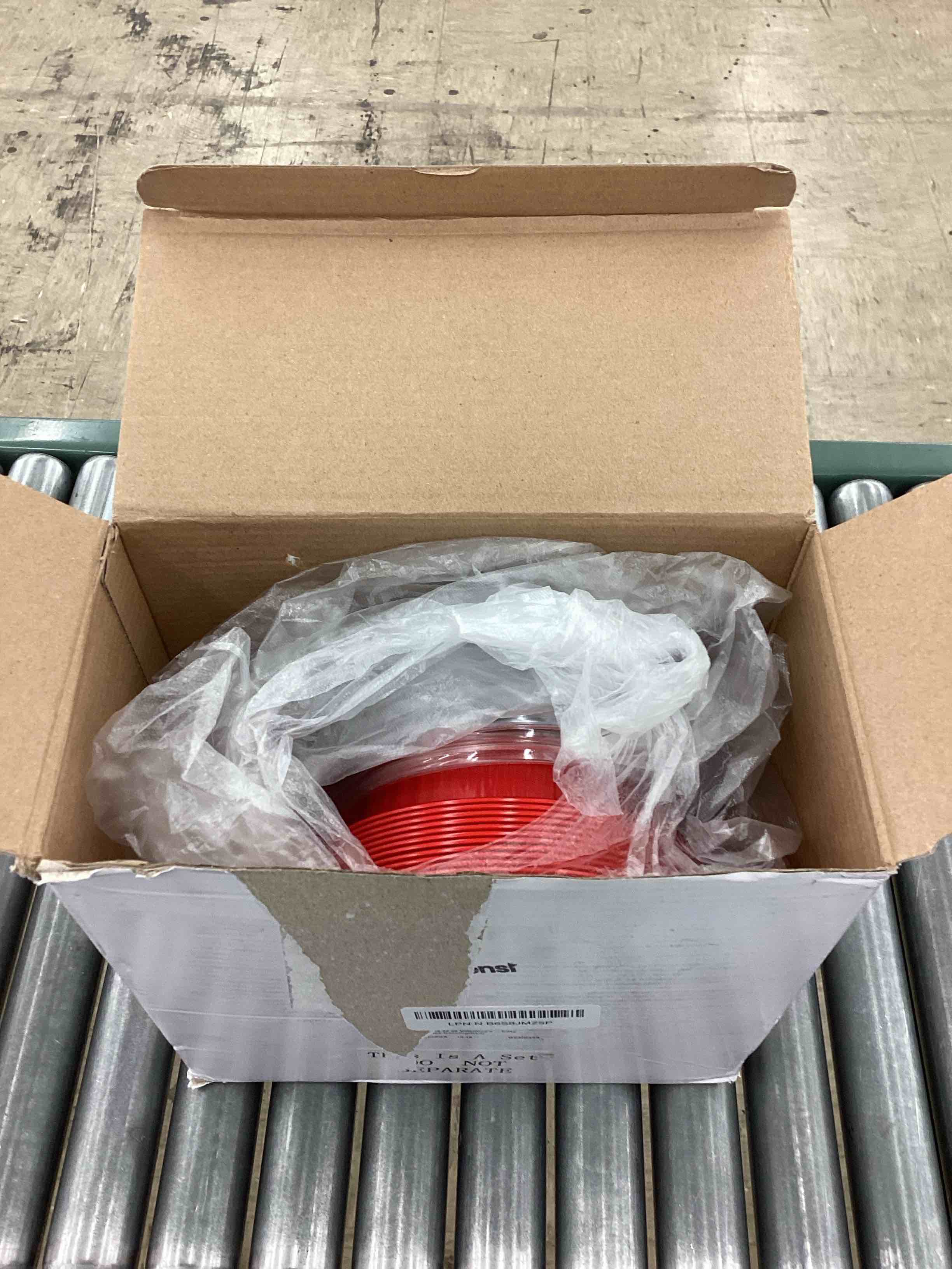 https://s3.amazonaws.com/lotting-images-prod/BoxBids/PPE2248832_1775228142617.jpeg