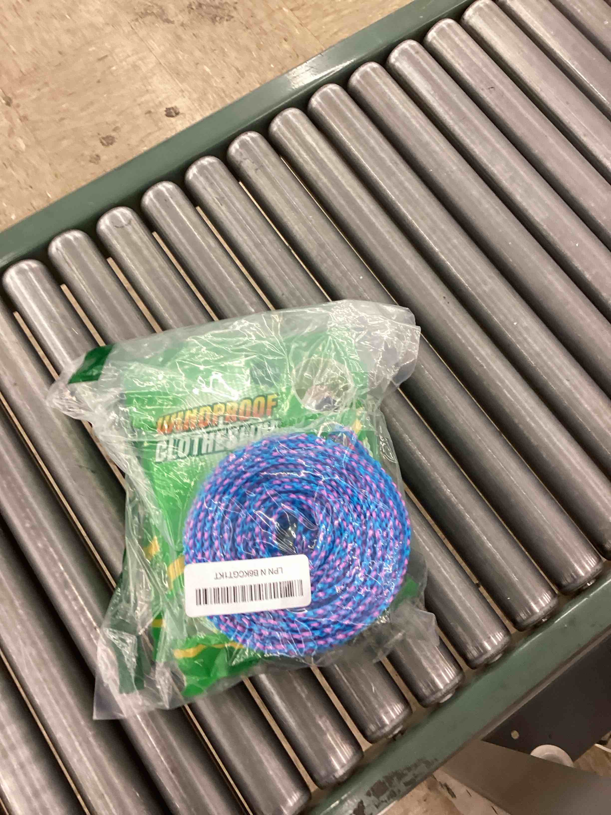 https://s3.amazonaws.com/lotting-images-prod/BoxBids/PPE2248880_1775241276907.jpeg