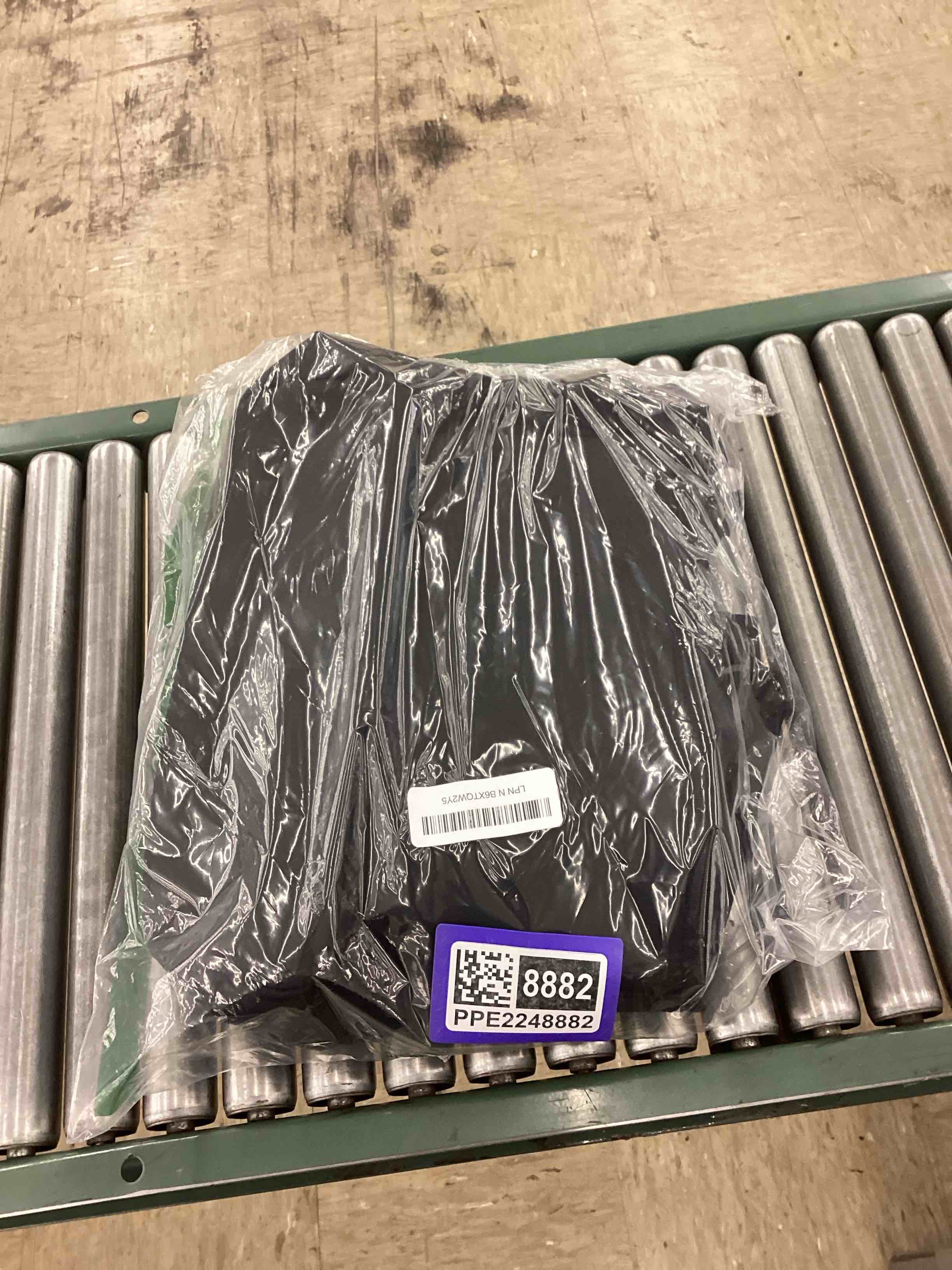 https://s3.amazonaws.com/lotting-images-prod/BoxBids/PPE2248882_1775241505597.jpeg