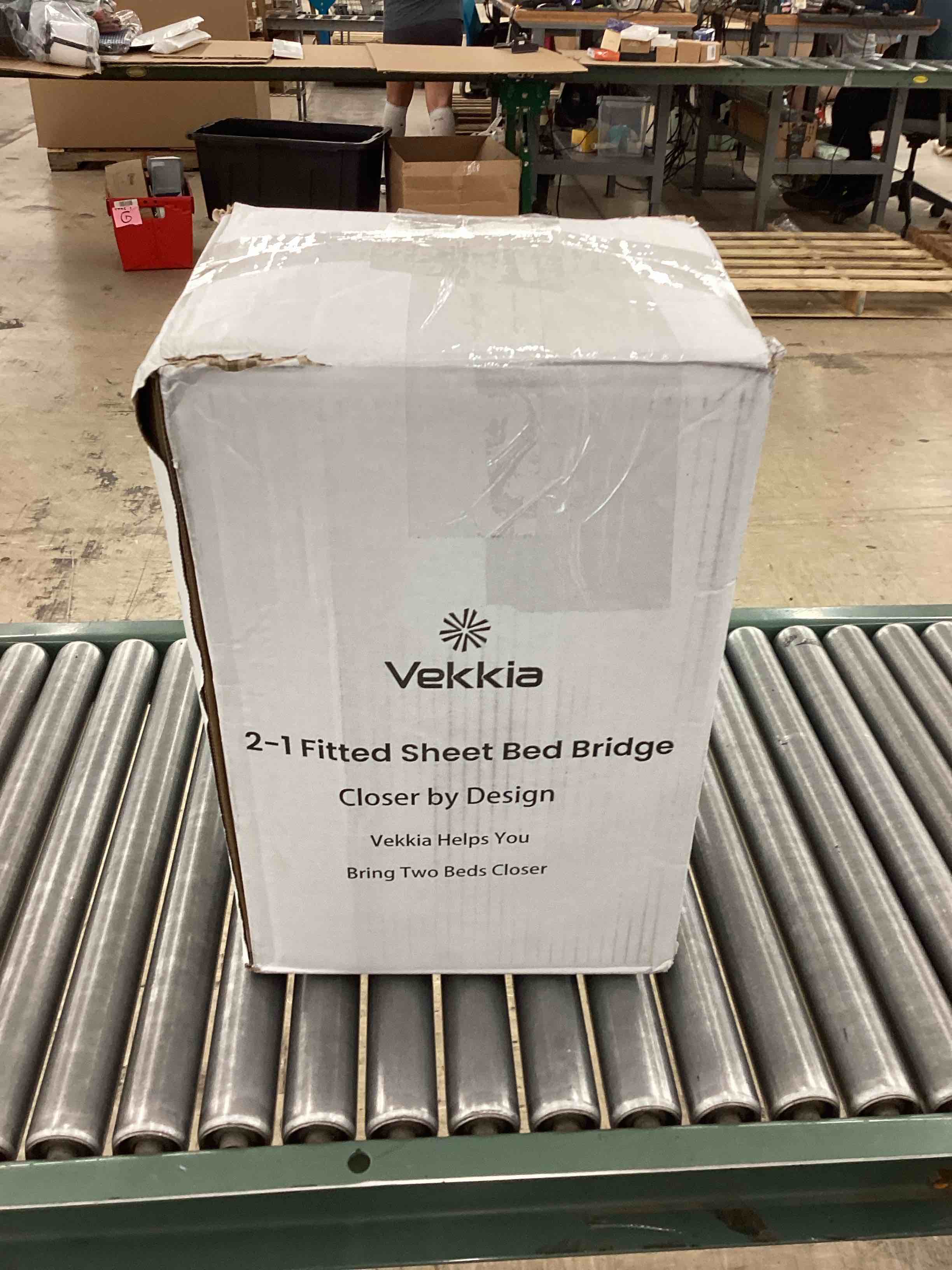 https://s3.amazonaws.com/lotting-images-prod/BoxBids/PPE2248883_1775243509130.jpeg