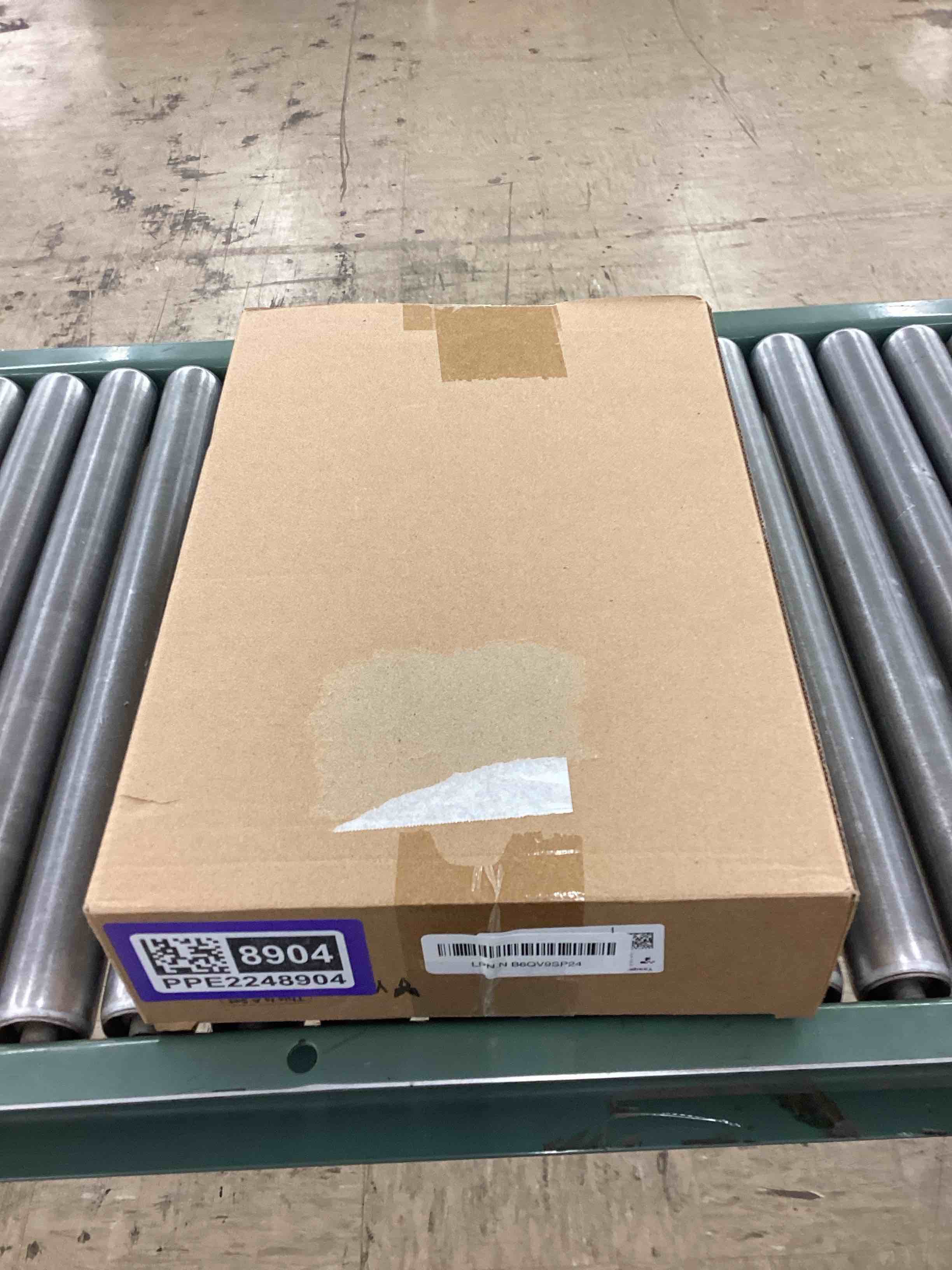 https://s3.amazonaws.com/lotting-images-prod/BoxBids/PPE2248904_1775246943394.jpeg