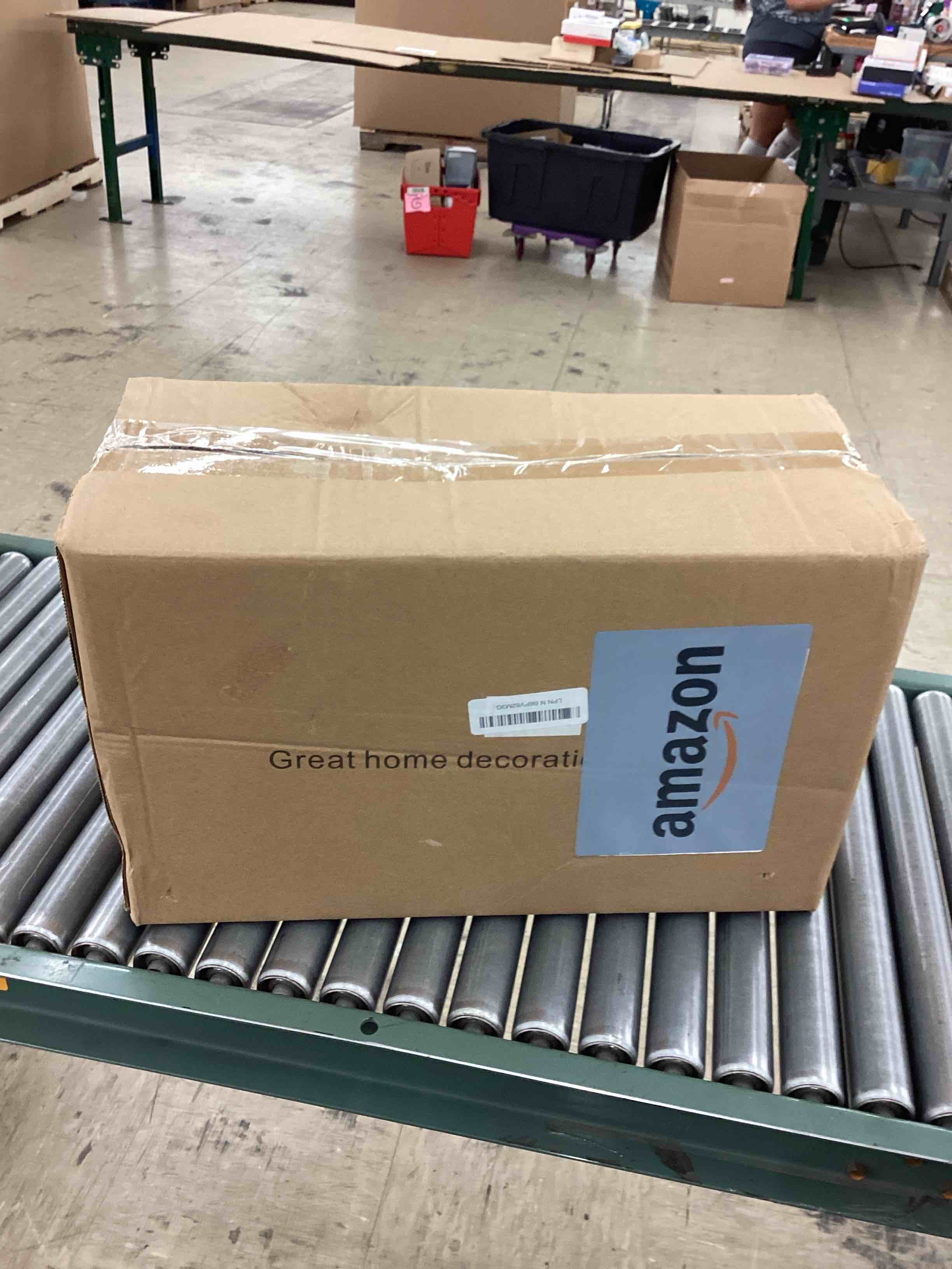 https://s3.amazonaws.com/lotting-images-prod/BoxBids/PPE2248907_1775247333764.jpeg