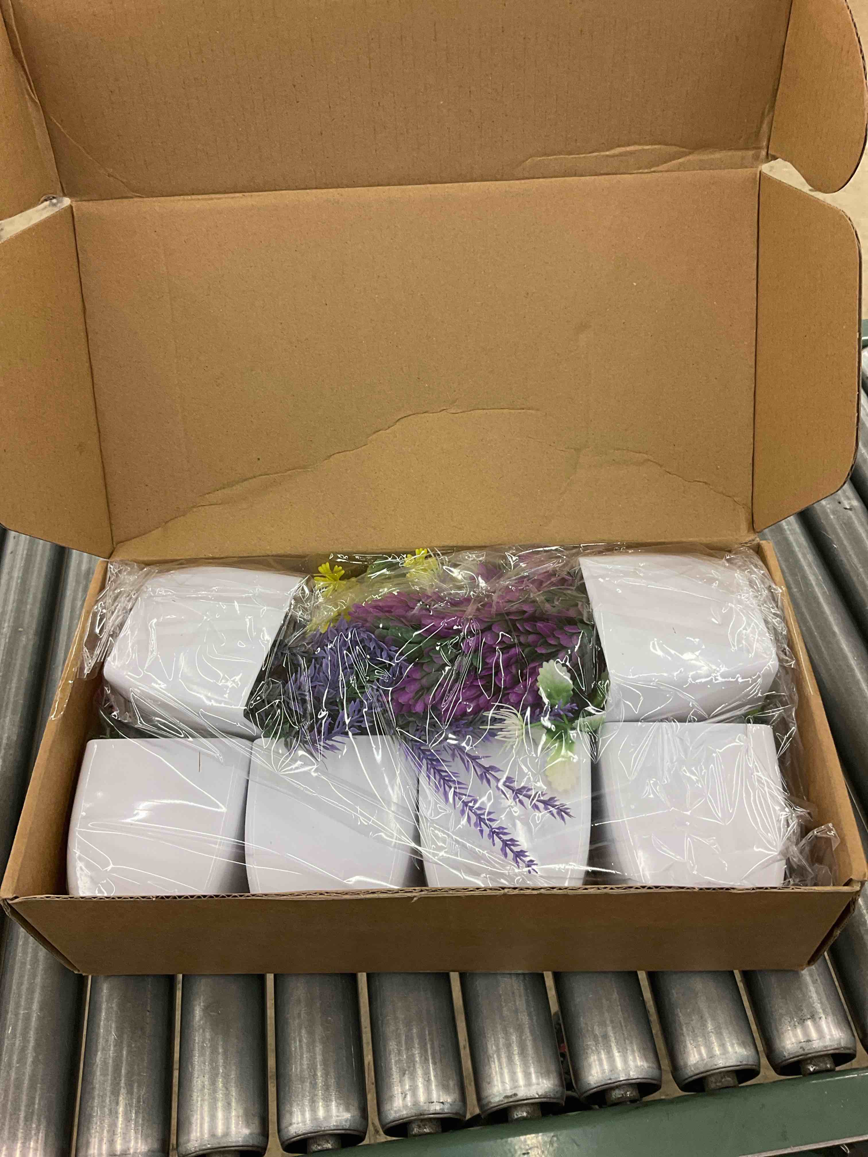 https://s3.amazonaws.com/lotting-images-prod/BoxBids/PPE2248920_1775486162215.jpeg