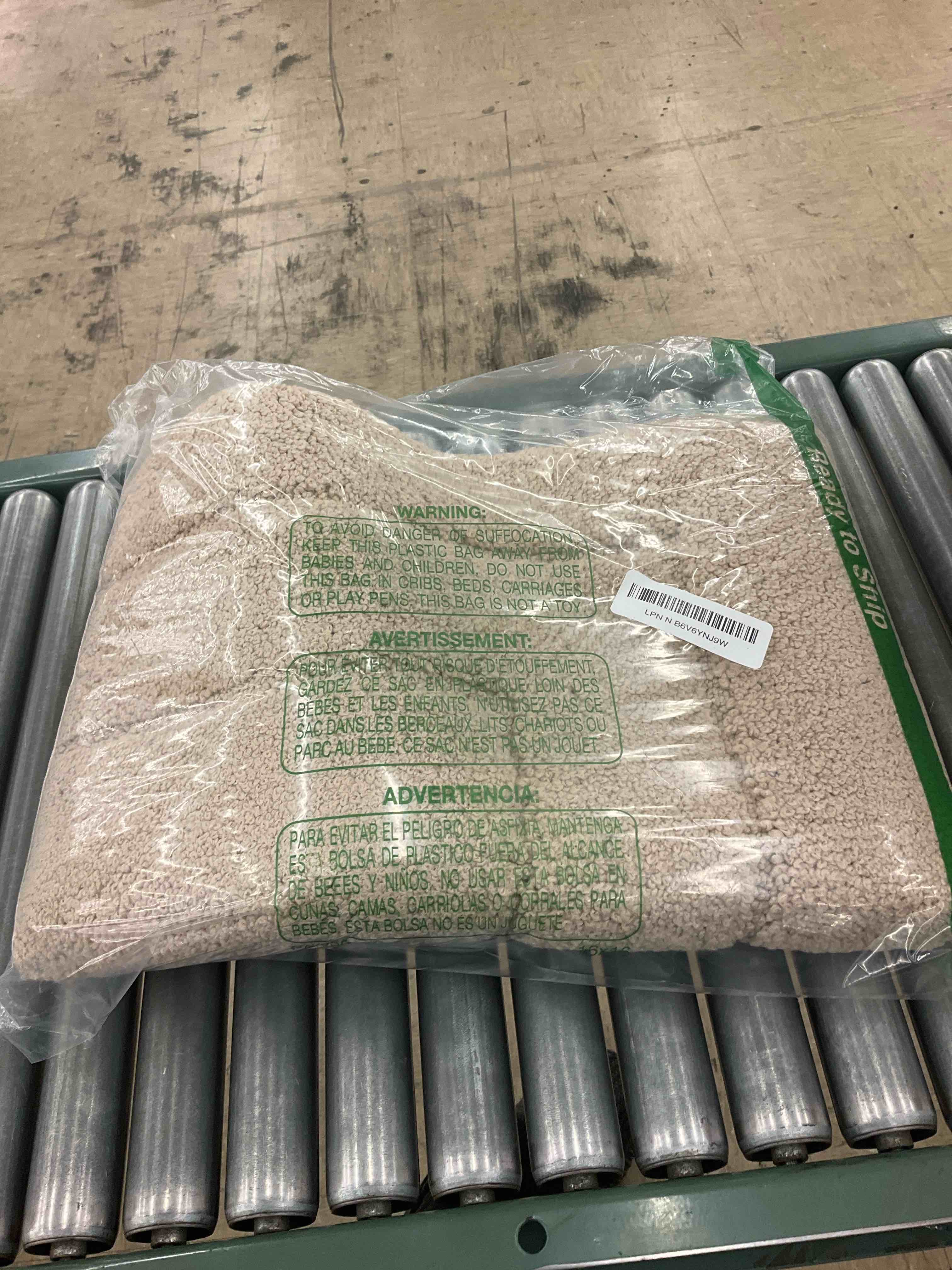 https://s3.amazonaws.com/lotting-images-prod/BoxBids/PPE2248943_1775494320882.jpeg