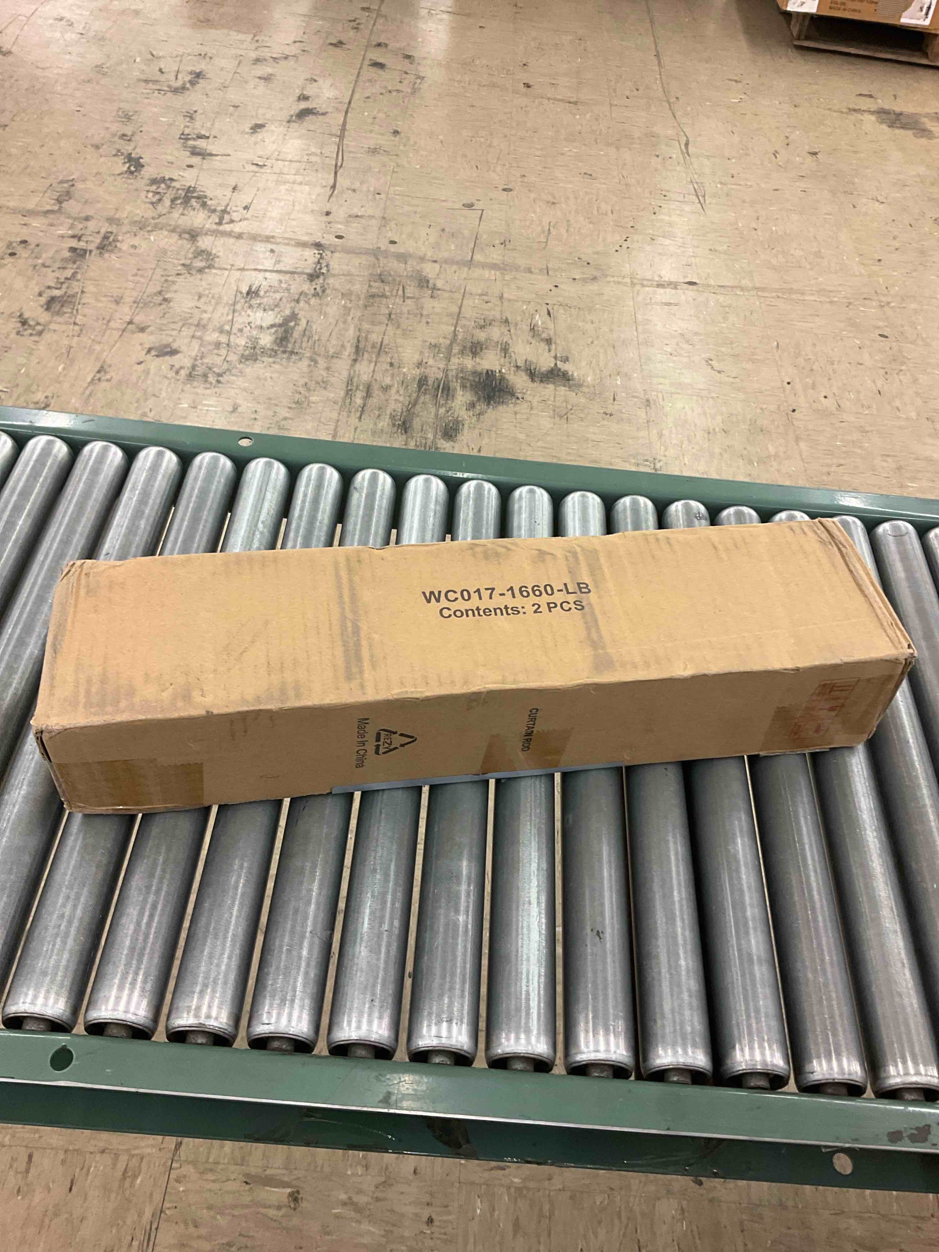 https://s3.amazonaws.com/lotting-images-prod/BoxBids/PPE2248972_1775502460997.jpeg