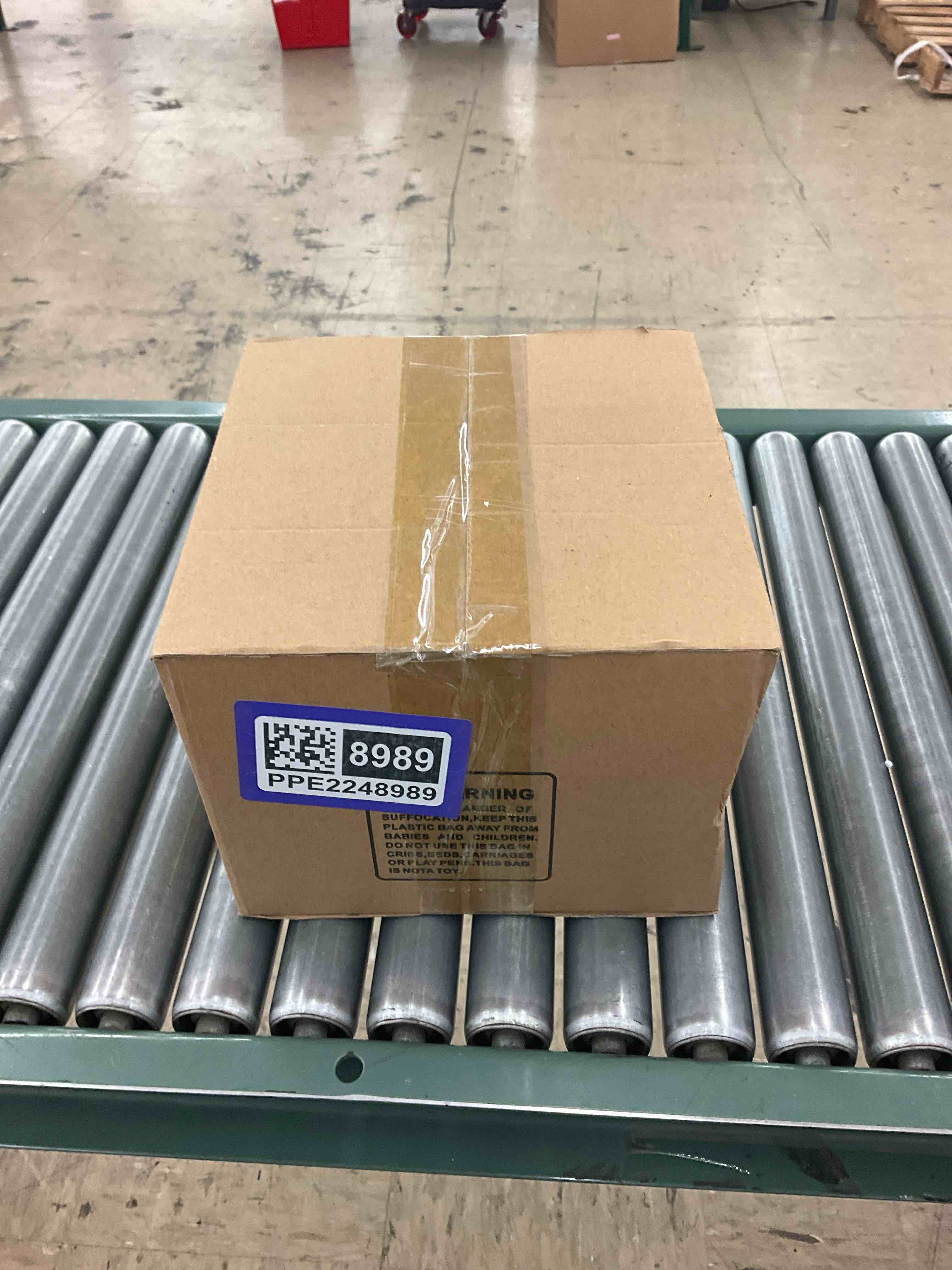 https://s3.amazonaws.com/lotting-images-prod/BoxBids/PPE2248989_1775504927643.jpeg