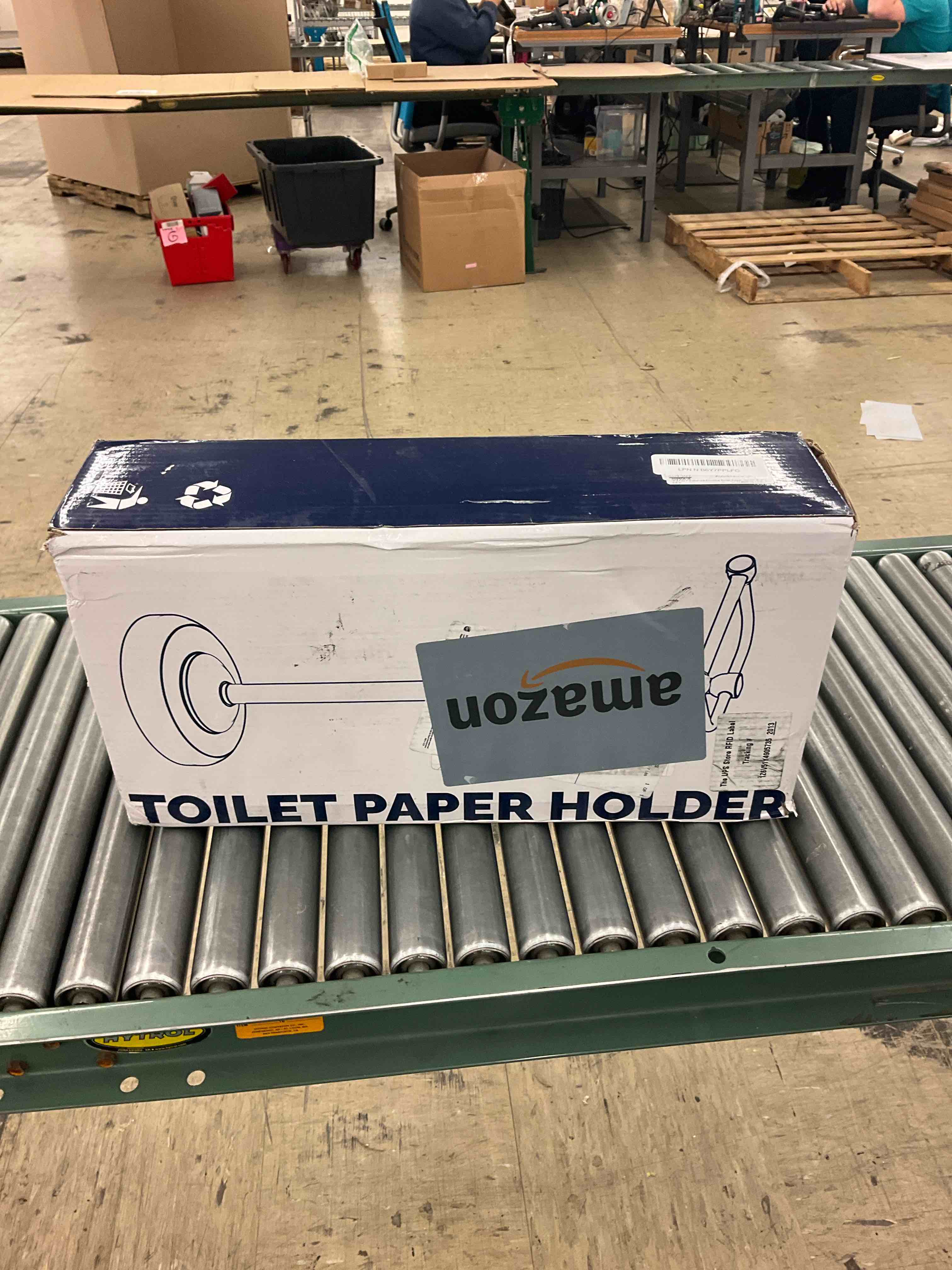 https://s3.amazonaws.com/lotting-images-prod/BoxBids/PPE2249009_1775568823037.jpeg