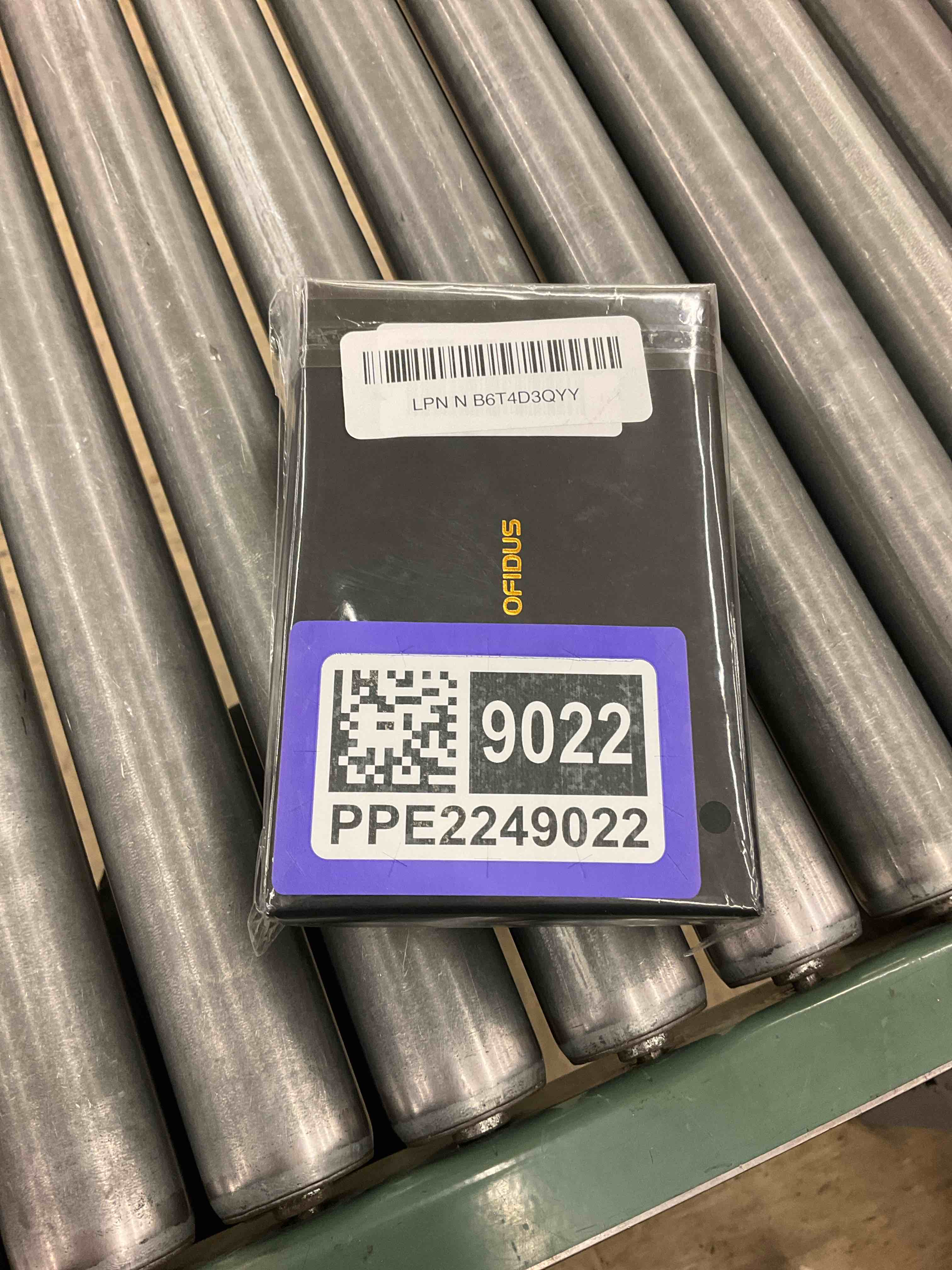 https://s3.amazonaws.com/lotting-images-prod/BoxBids/PPE2249022_1775572296359.jpeg