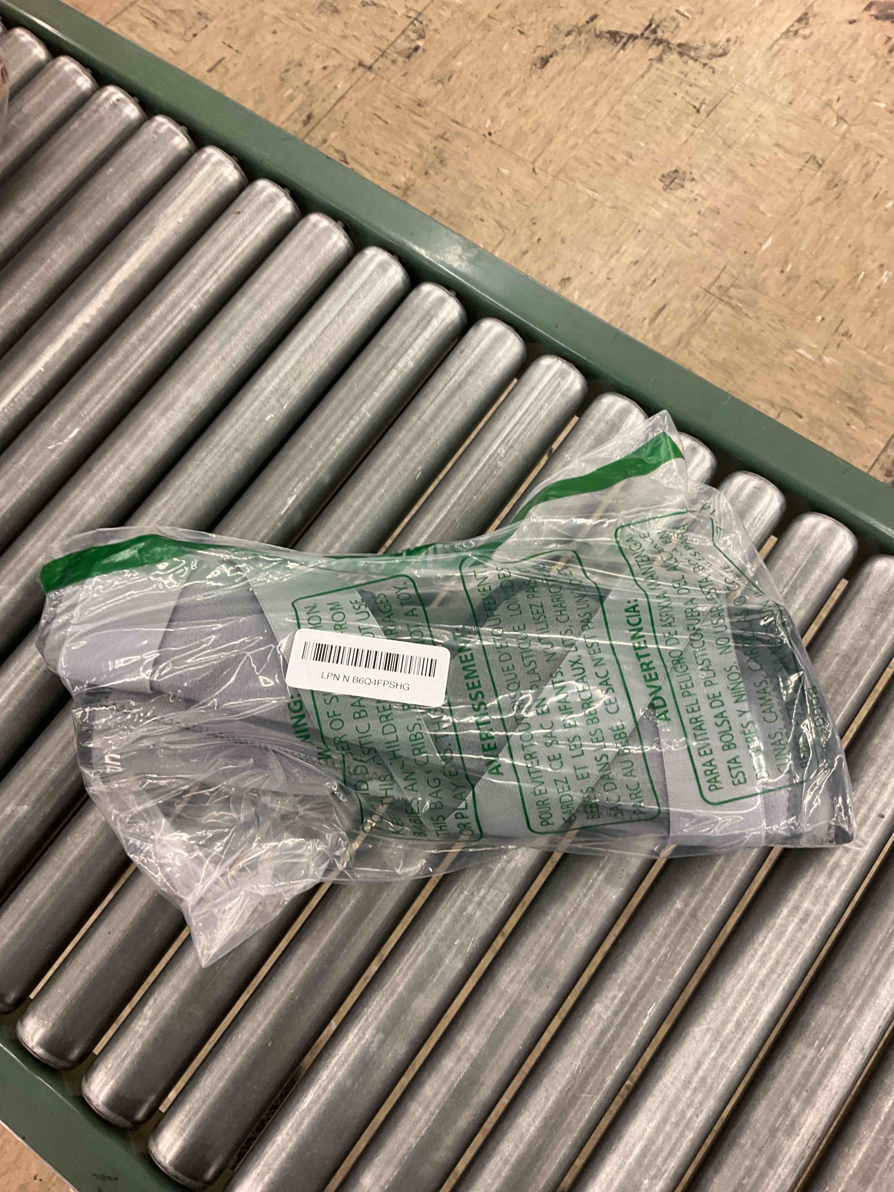https://s3.amazonaws.com/lotting-images-prod/BoxBids/PPE2249088_1775587391640.jpeg