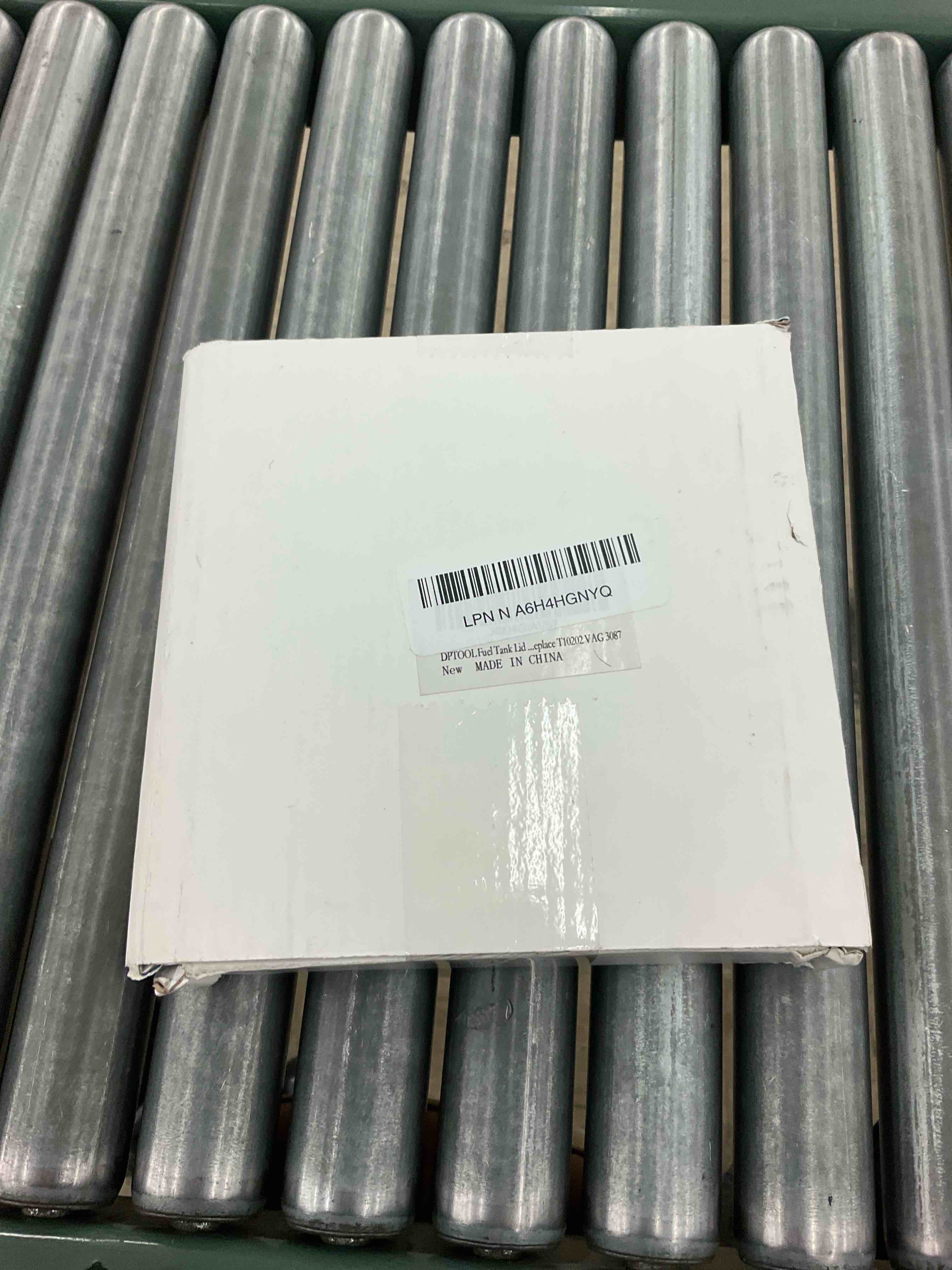 https://s3.amazonaws.com/lotting-images-prod/BoxBids/PPE2249099_1775589894734.jpeg