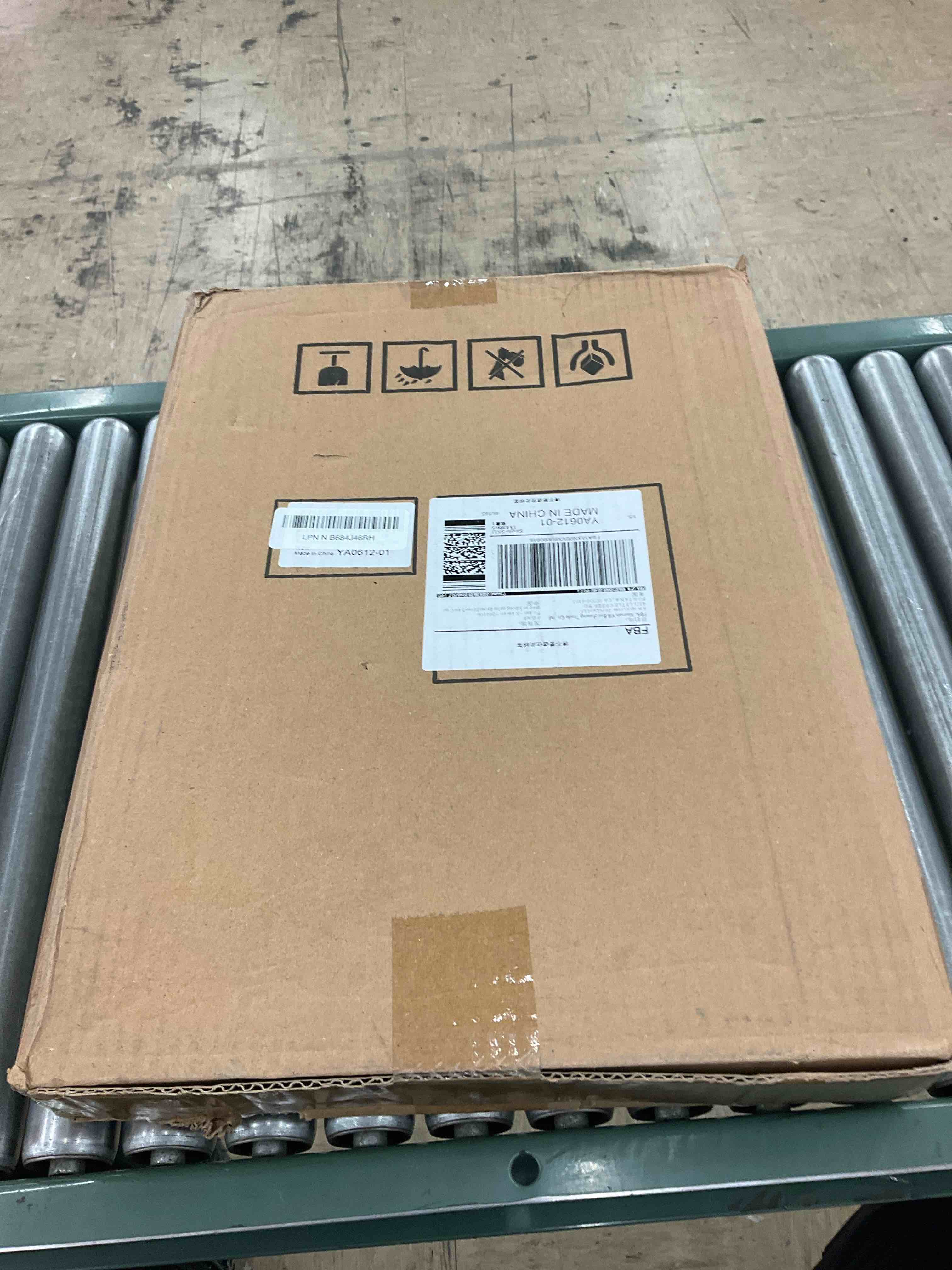 https://s3.amazonaws.com/lotting-images-prod/BoxBids/PPE2249110_1775591887063.jpeg