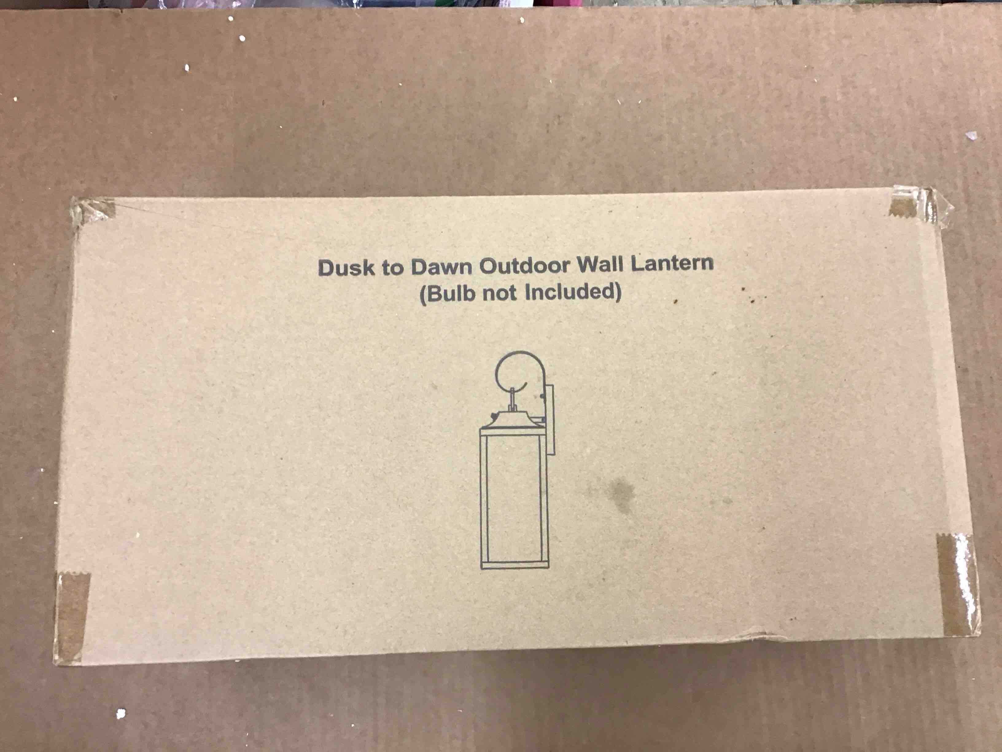 https://s3.amazonaws.com/lotting-images-prod/BoxBids/PPE2249168_1777467726859.jpeg