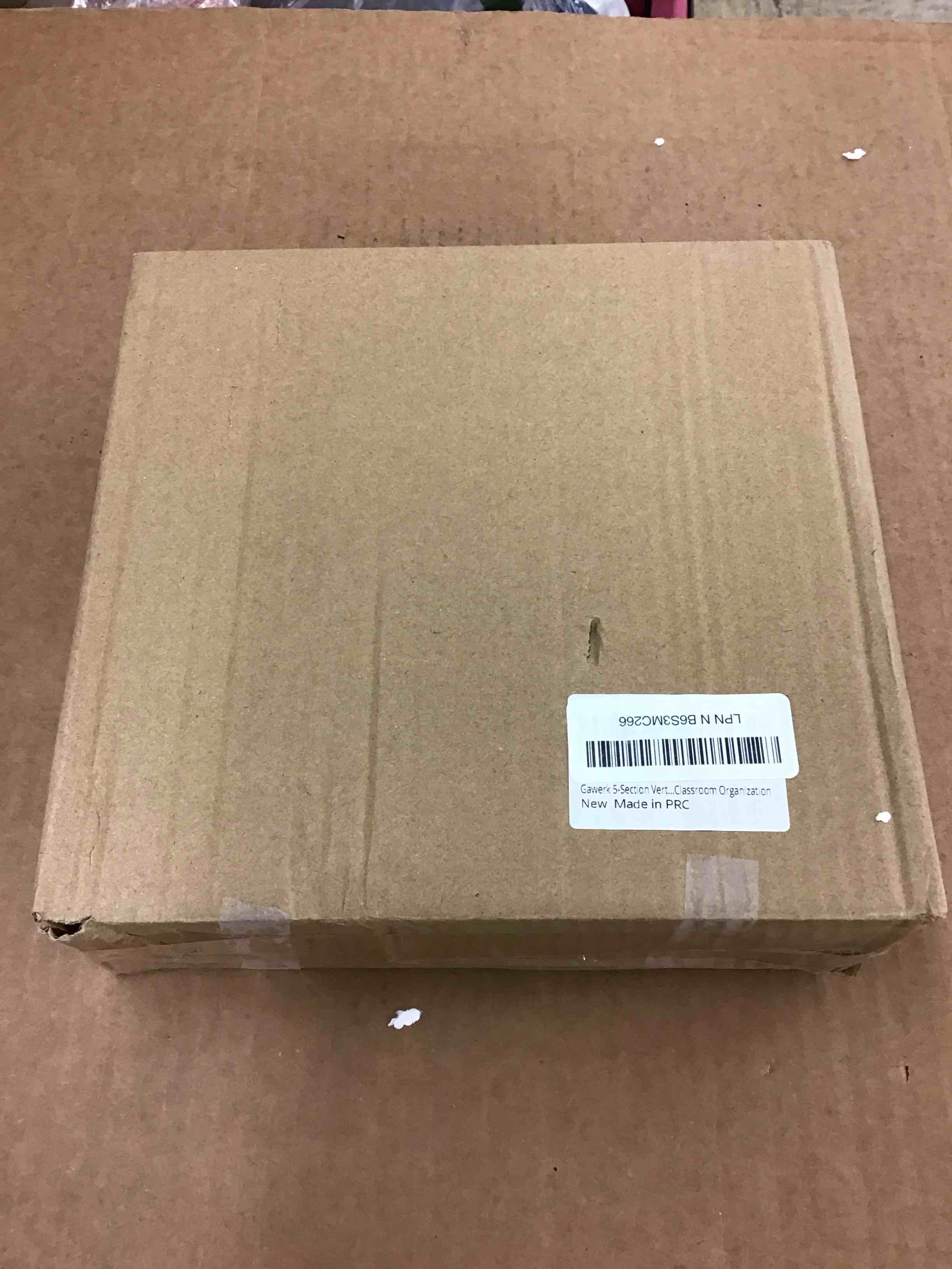https://s3.amazonaws.com/lotting-images-prod/BoxBids/PPE2249174_1777468551818.jpeg