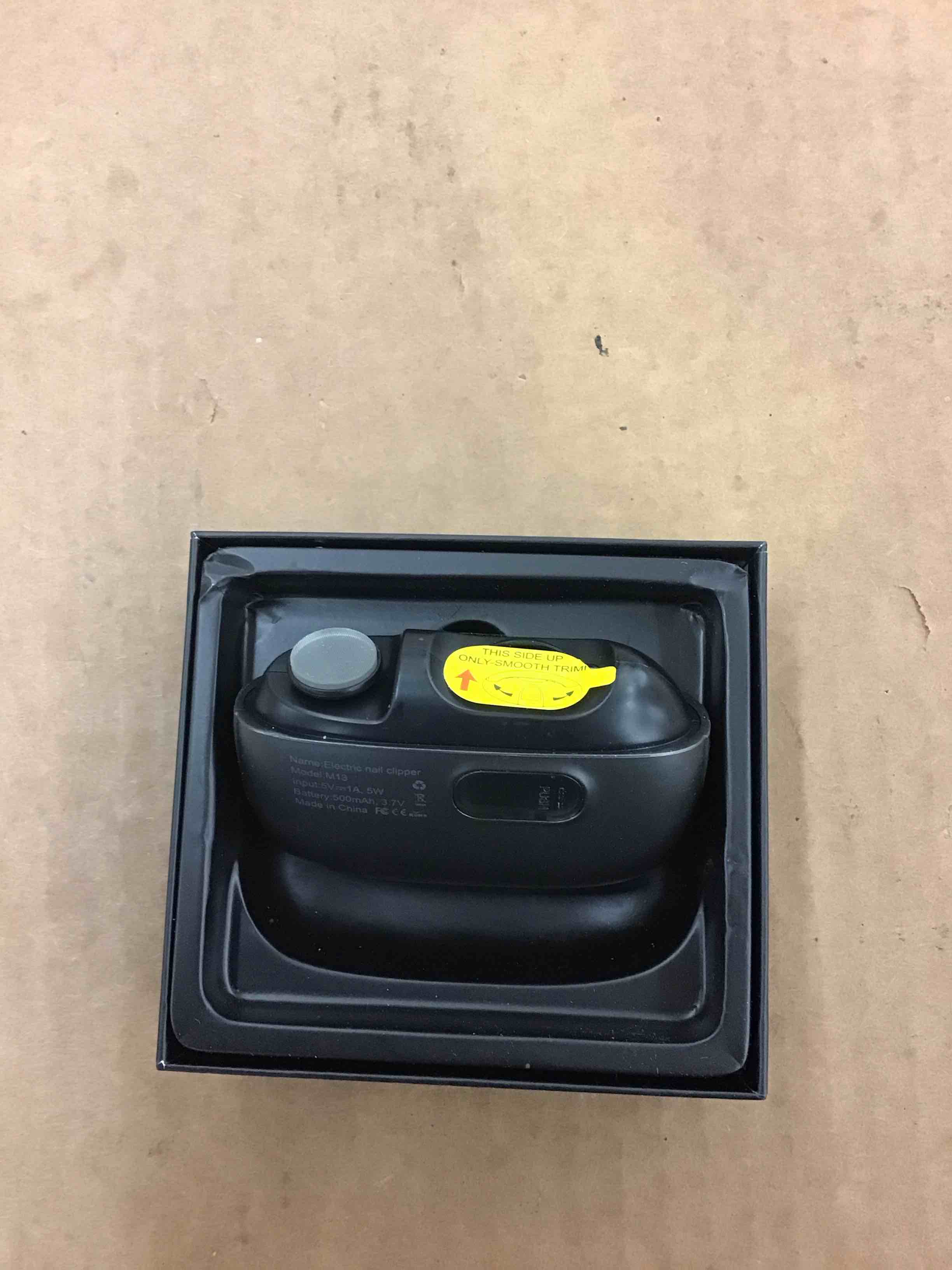 https://s3.amazonaws.com/lotting-images-prod/BoxBids/PPE2249250_1777475577497.jpeg