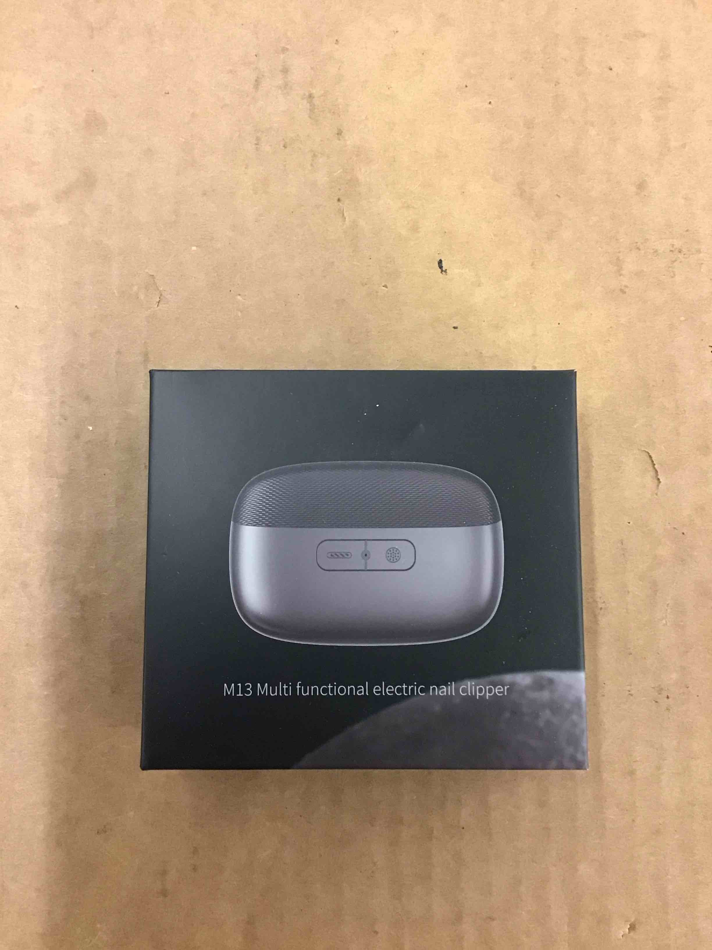 https://s3.amazonaws.com/lotting-images-prod/BoxBids/PPE2249250_1777475587972.jpeg