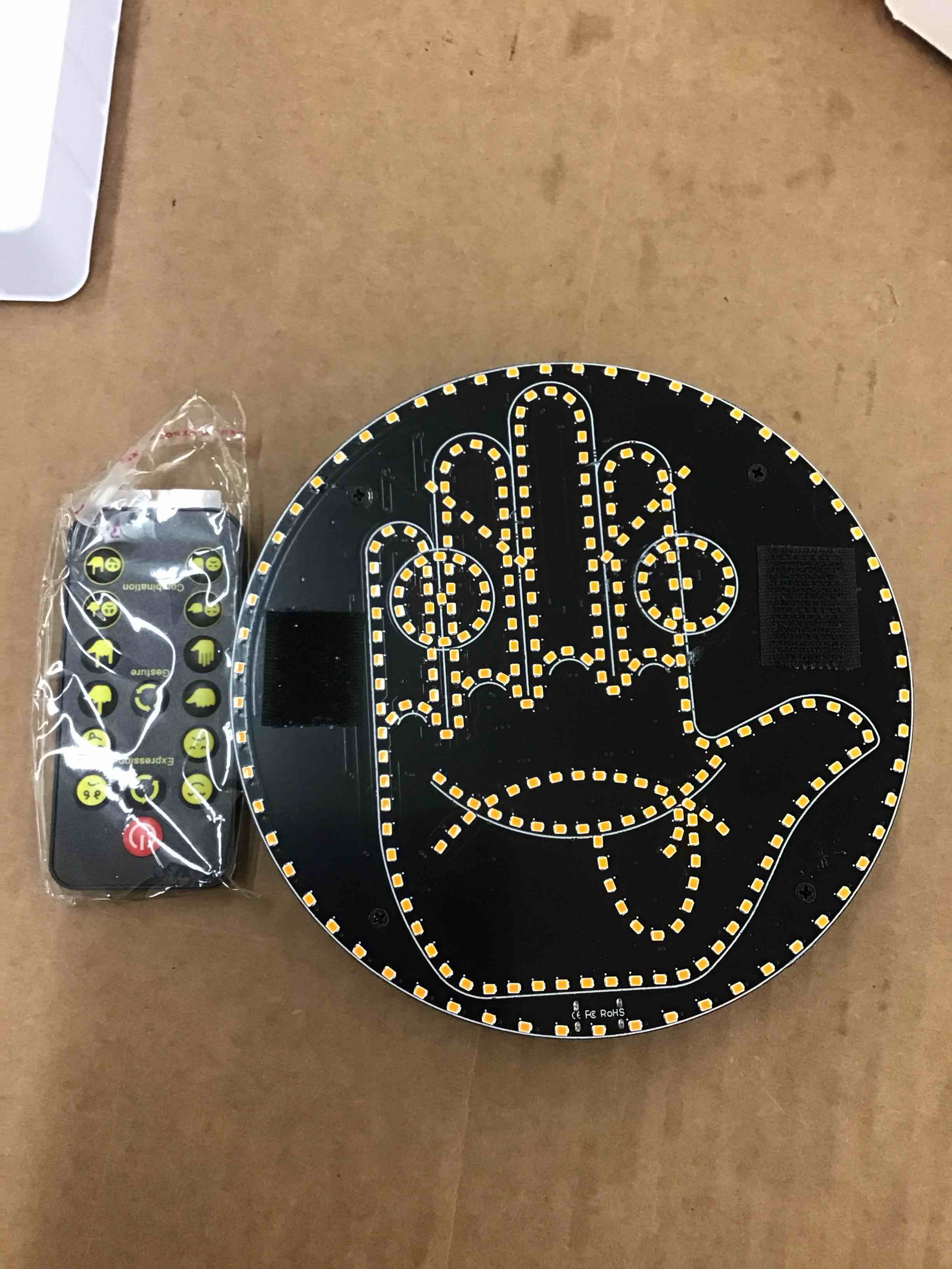 https://s3.amazonaws.com/lotting-images-prod/BoxBids/PPE2249264_1777476799637.jpeg