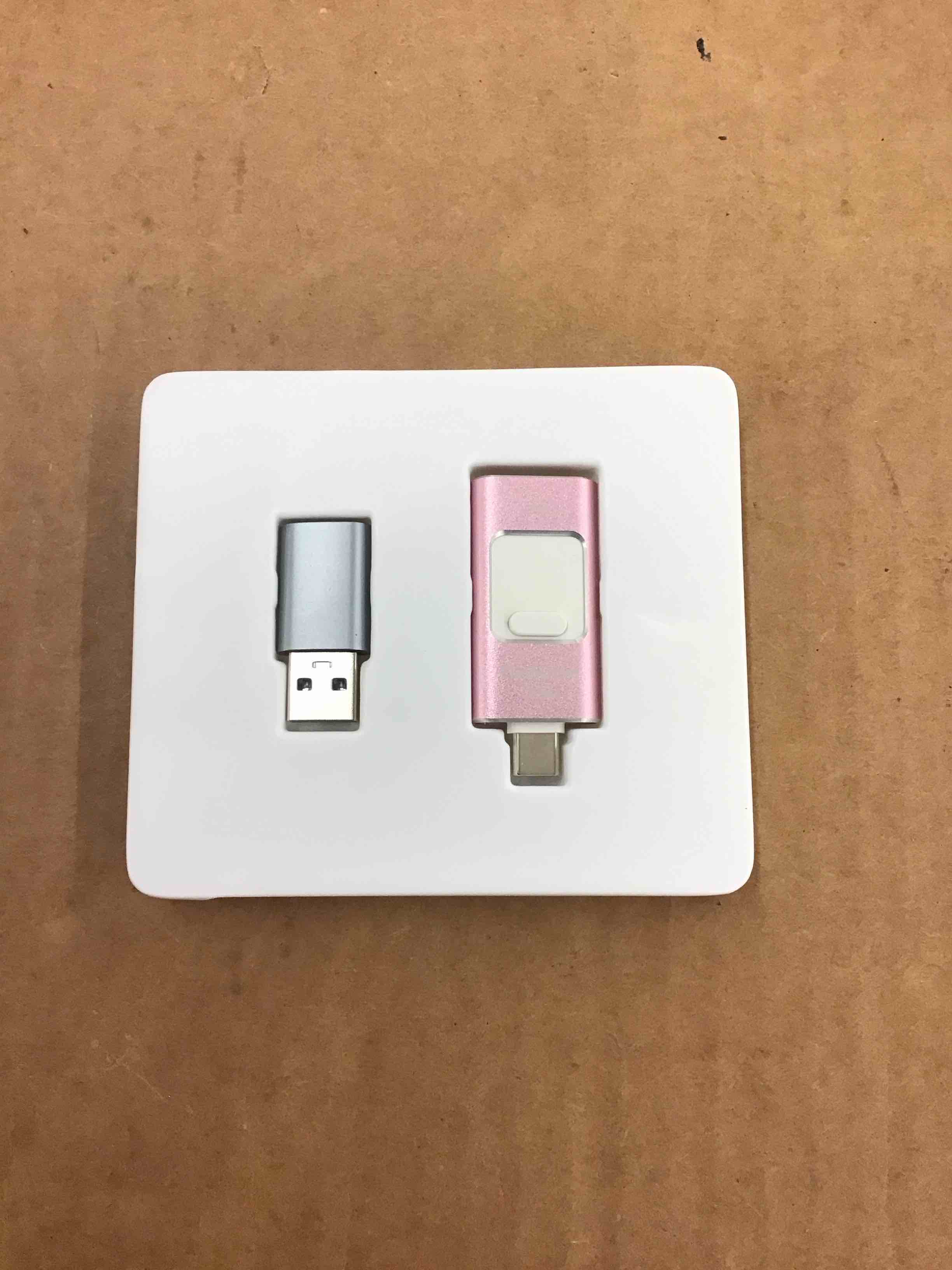 https://s3.amazonaws.com/lotting-images-prod/BoxBids/PPE2249267_1777477179286.jpeg