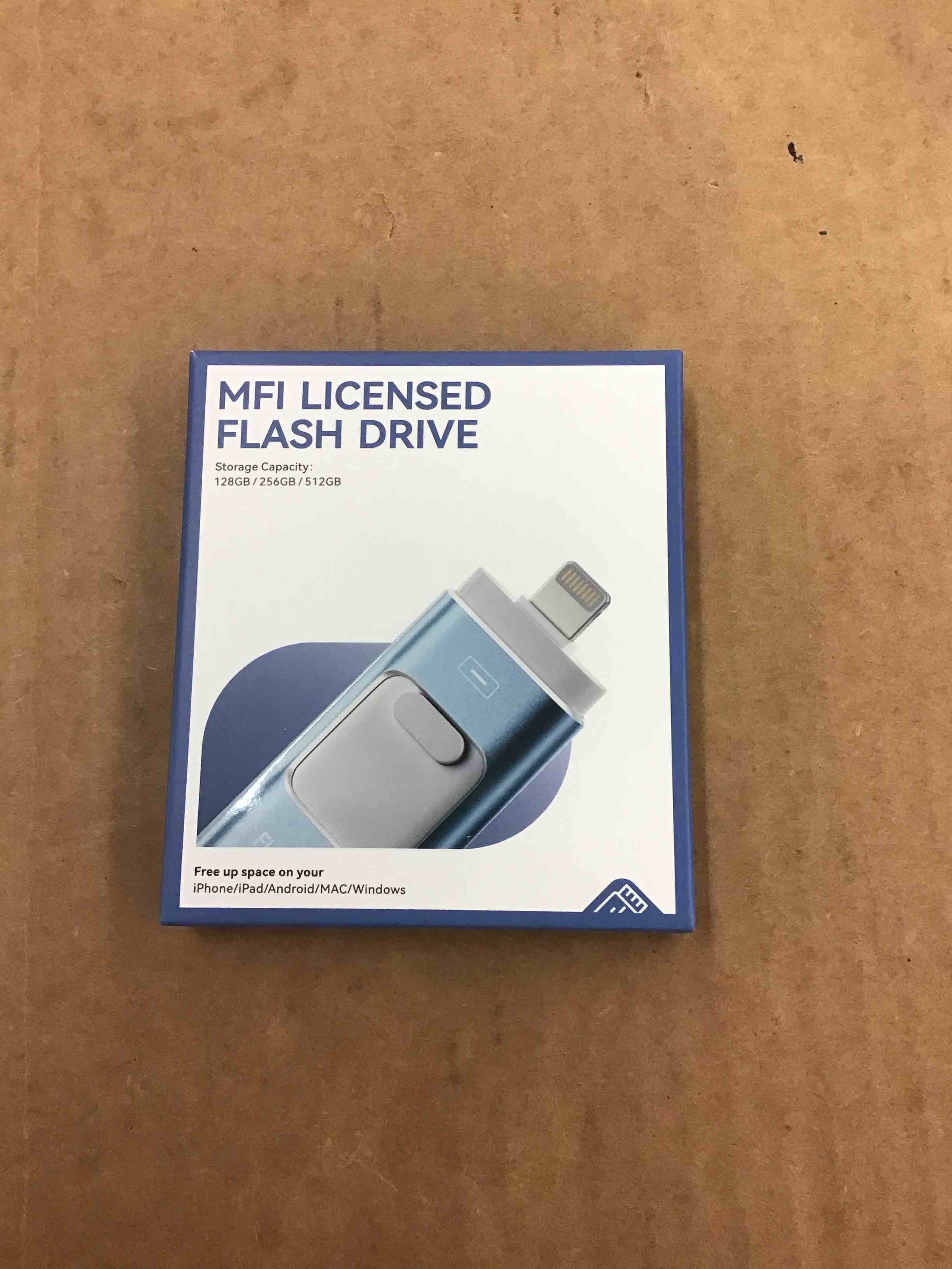 https://s3.amazonaws.com/lotting-images-prod/BoxBids/PPE2249267_1777477195295.jpeg