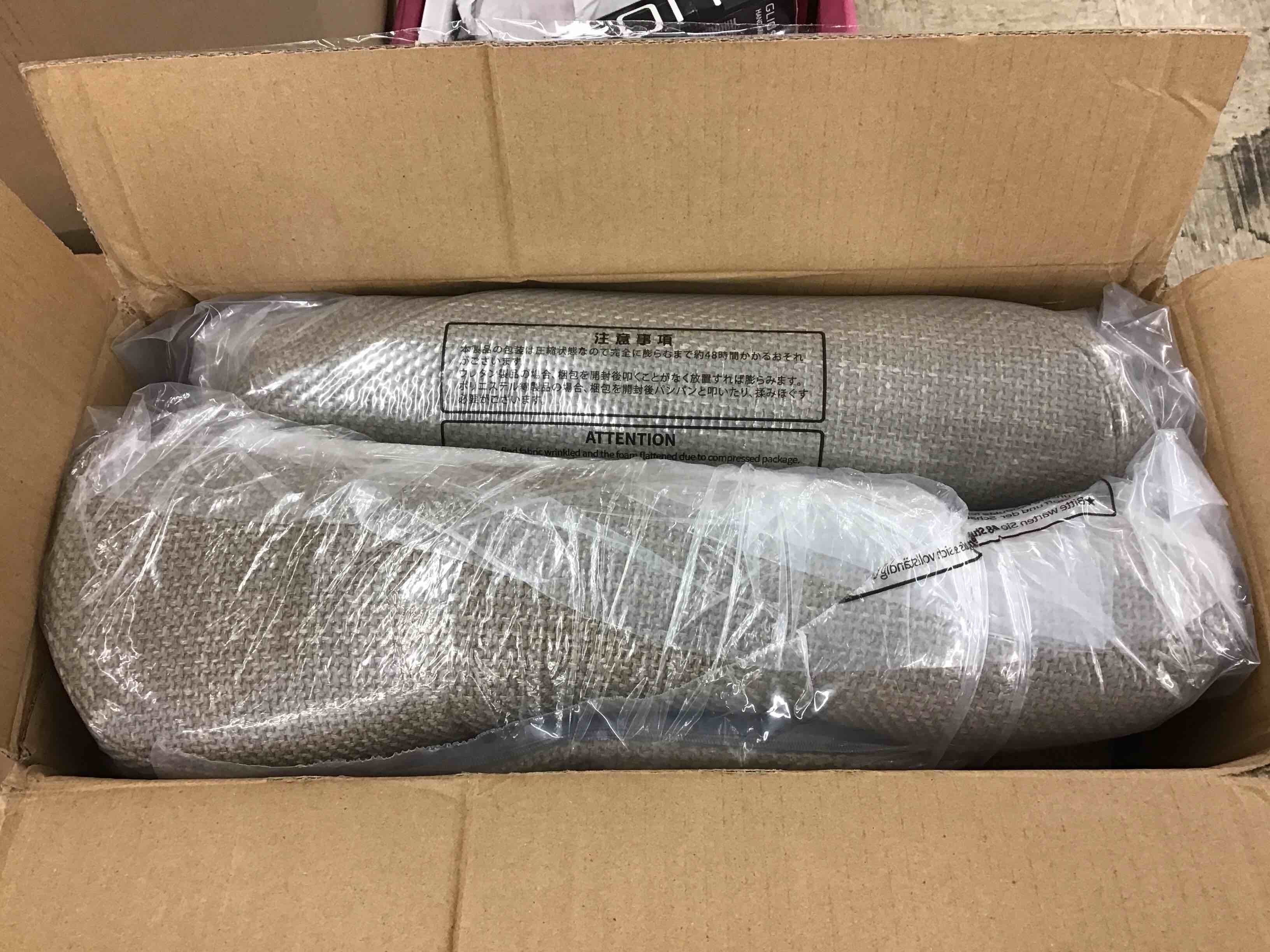 https://s3.amazonaws.com/lotting-images-prod/BoxBids/PPE2249353_1777490162100.jpeg