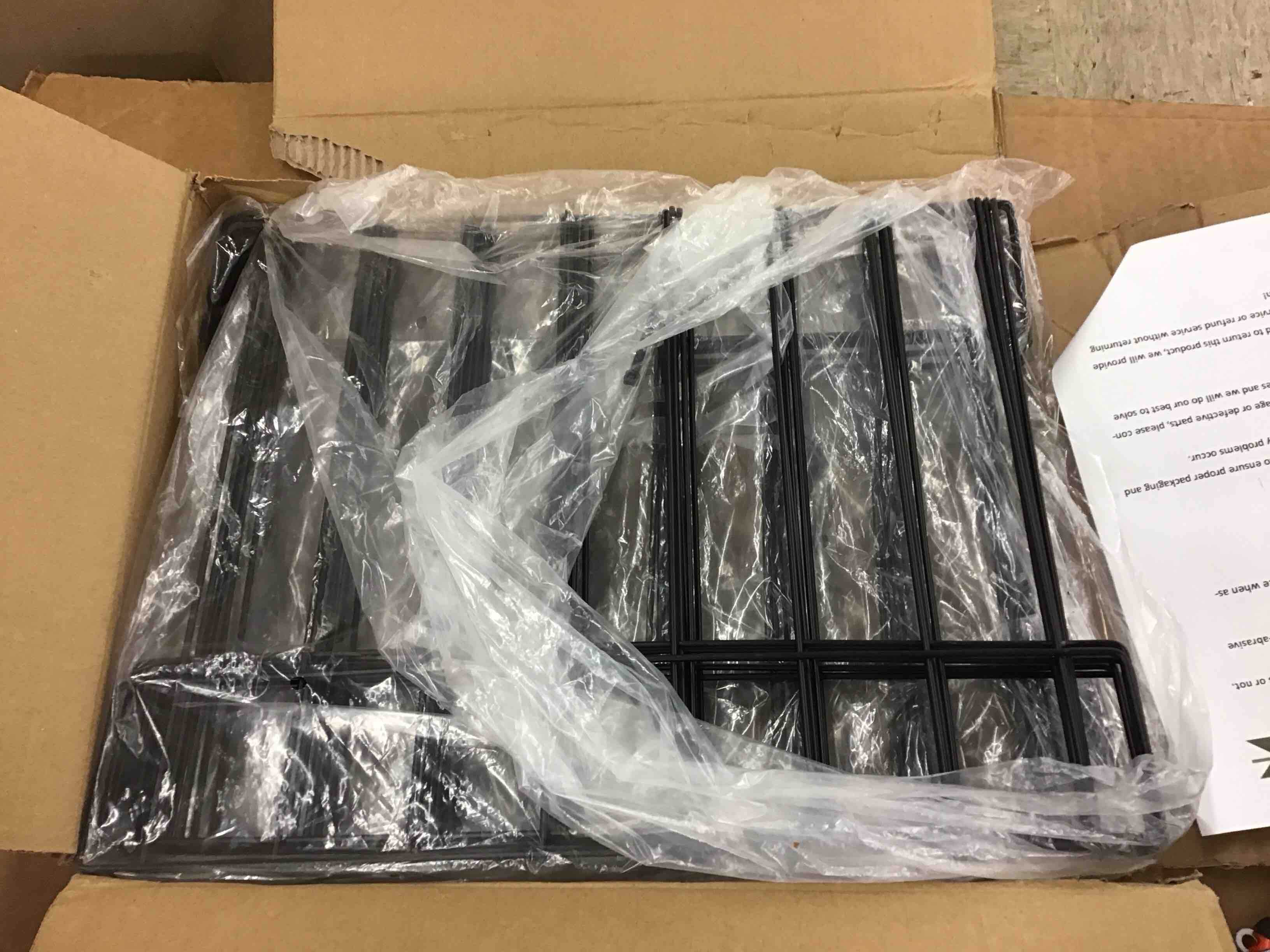 https://s3.amazonaws.com/lotting-images-prod/BoxBids/PPE2249356_1777490442377.jpeg