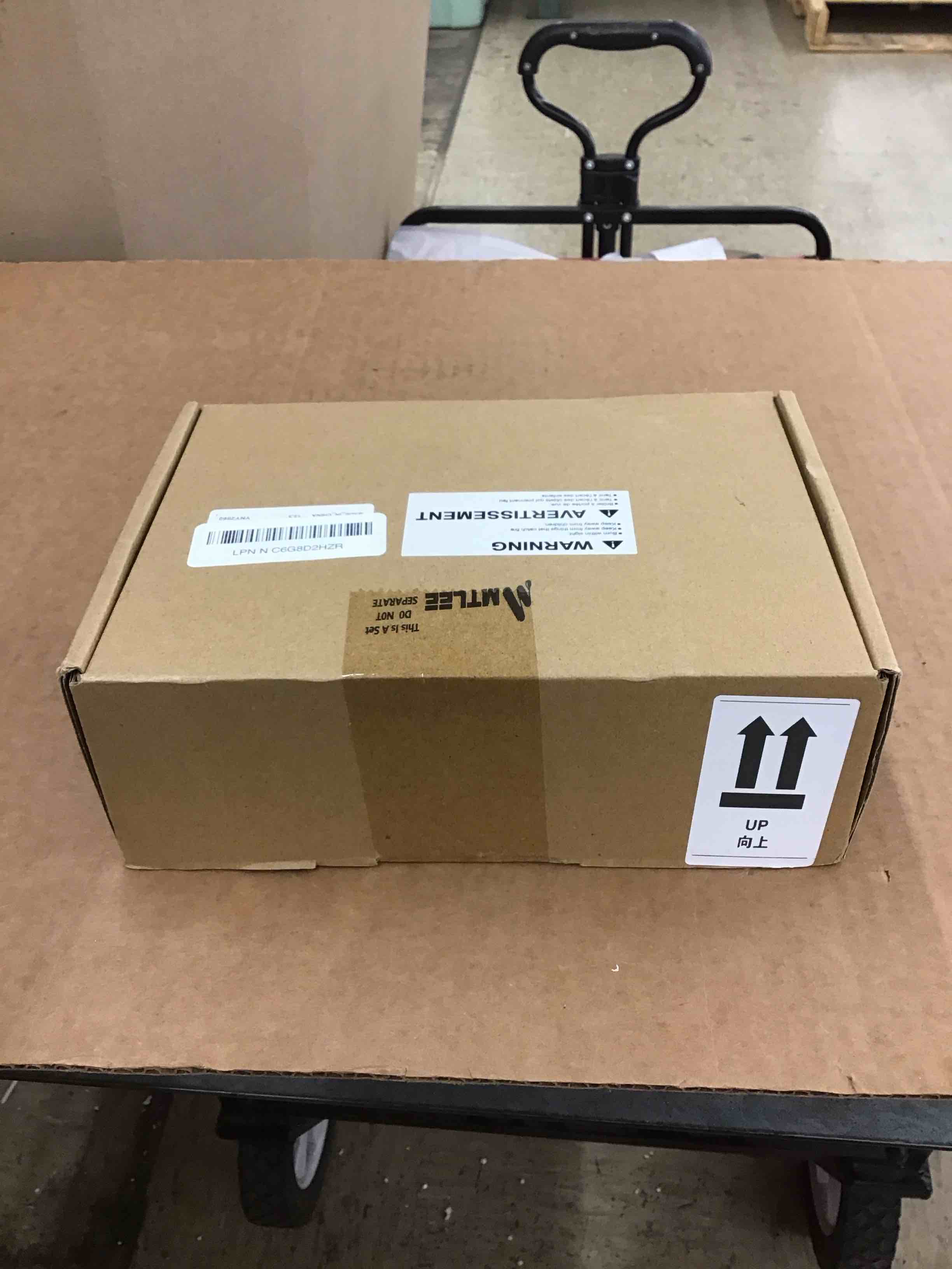 https://s3.amazonaws.com/lotting-images-prod/BoxBids/PPE2249365_1777491319167.jpeg
