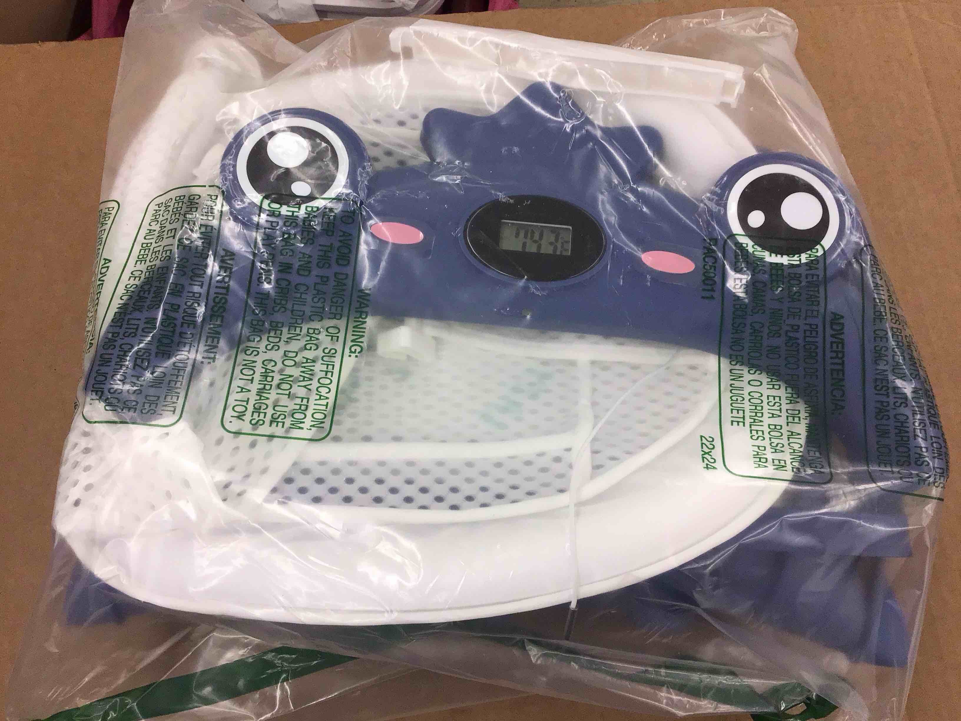 https://s3.amazonaws.com/lotting-images-prod/BoxBids/PPE2249370_1777491792629.jpeg