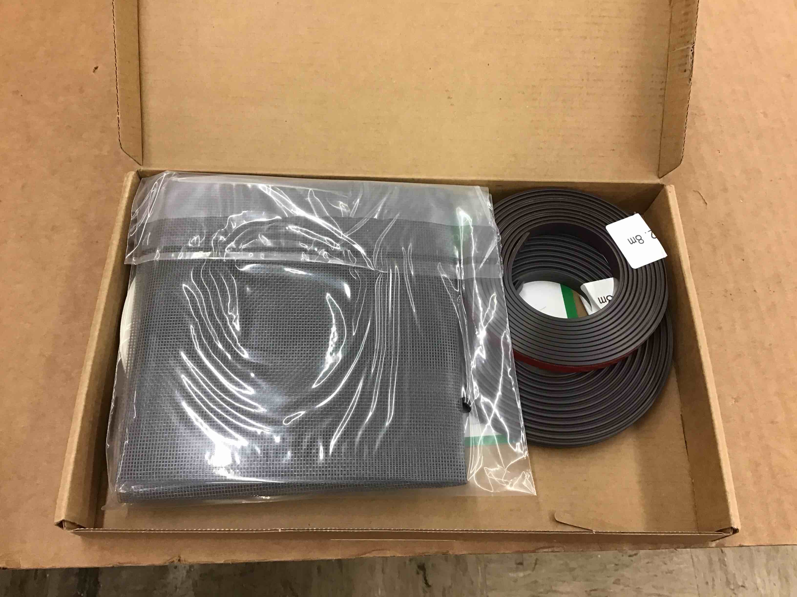https://s3.amazonaws.com/lotting-images-prod/BoxBids/PPE2249381_1777492691772.jpeg