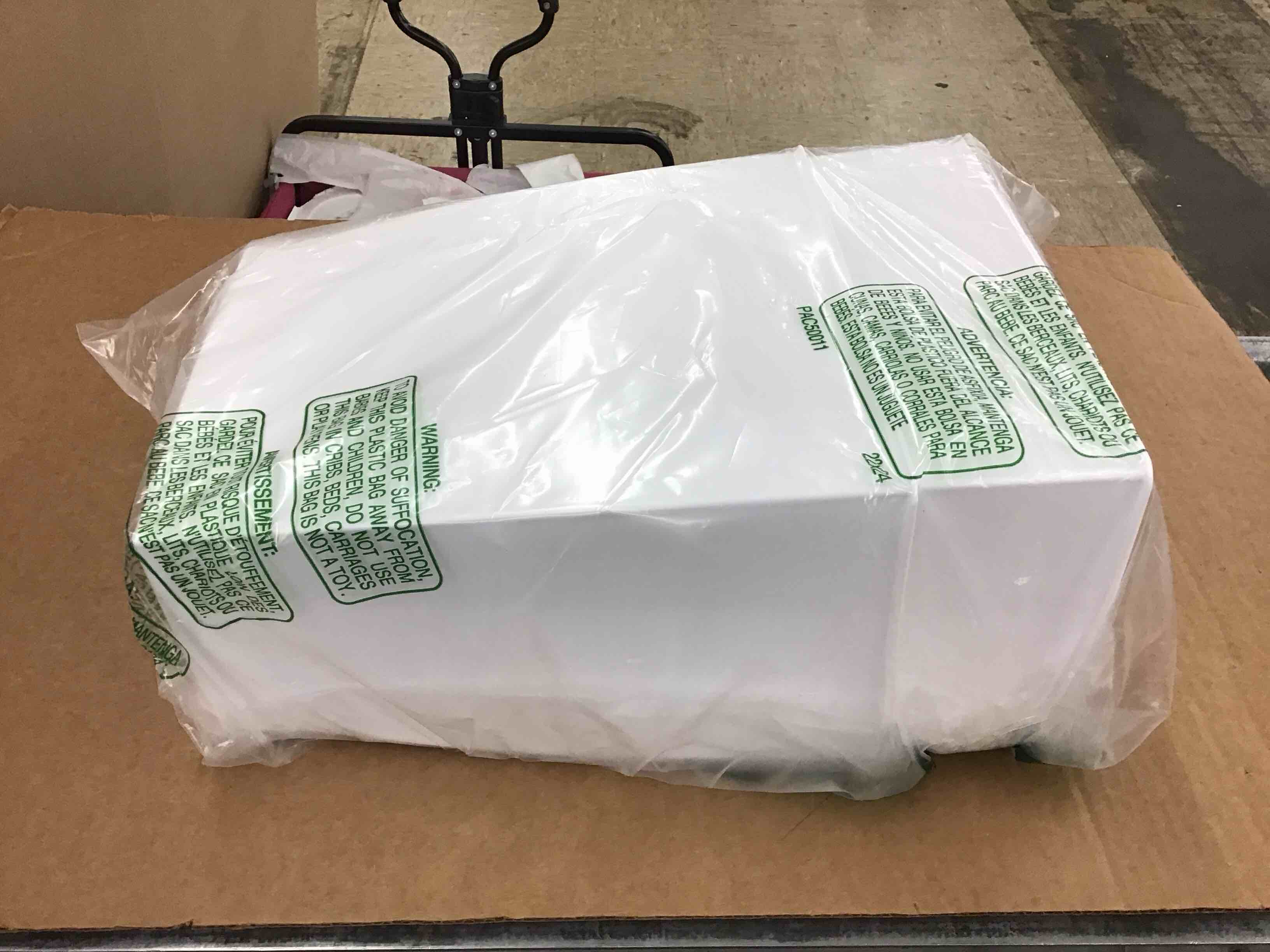 https://s3.amazonaws.com/lotting-images-prod/BoxBids/PPE2249395_1777494063566.jpeg