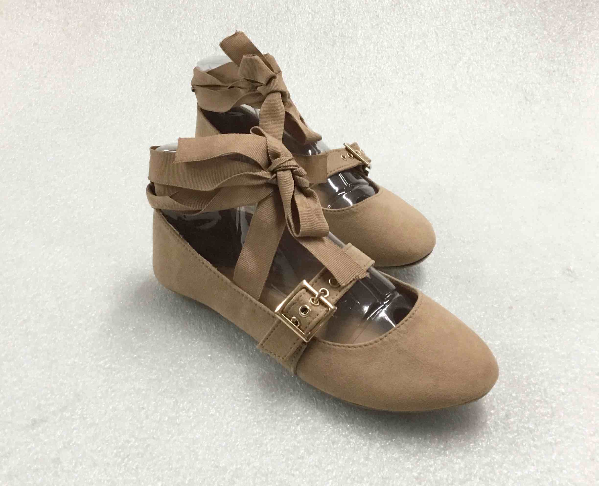 Women’s Size 7 Bamboo Brand Flats