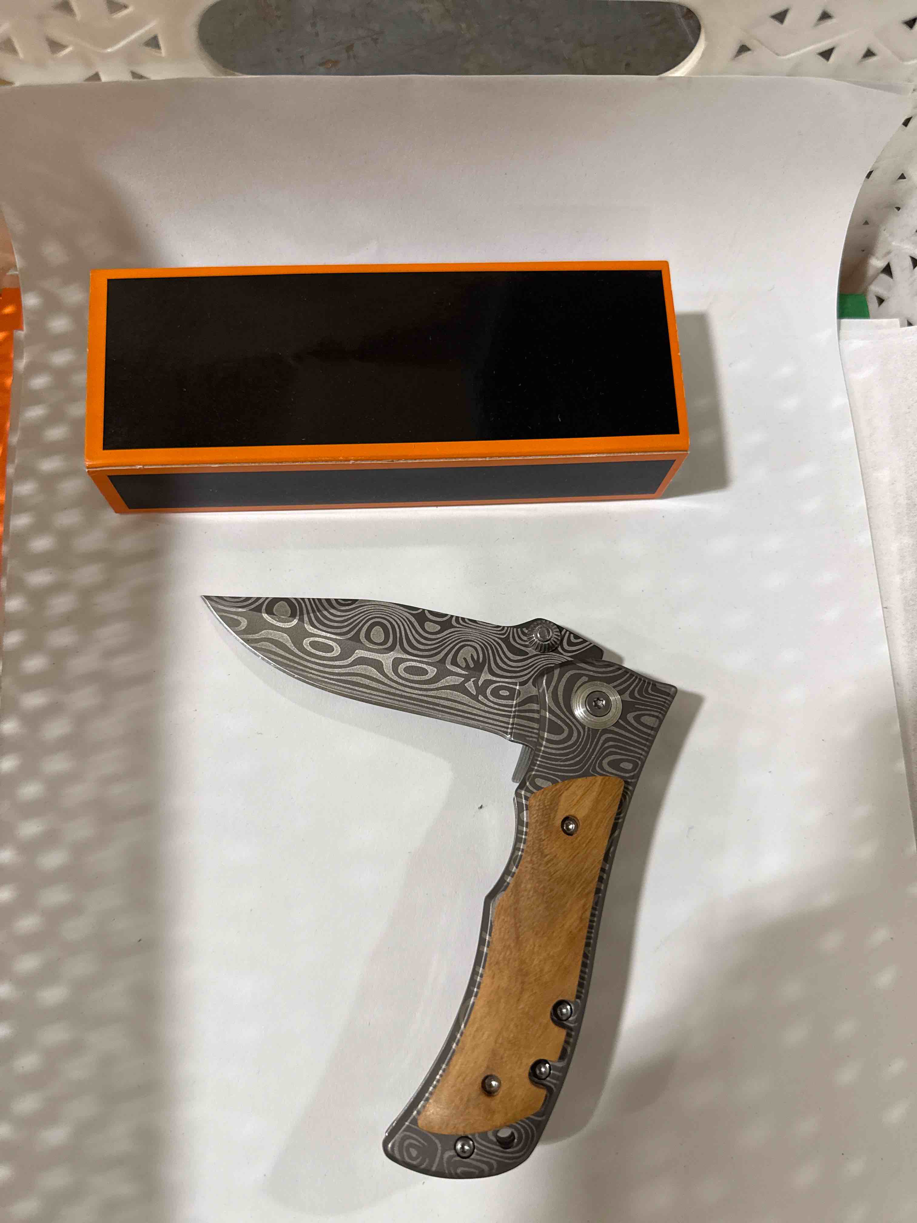 Condition photo showing Brand New for damascus laser pattern, camping hunting all a handle tactical knife