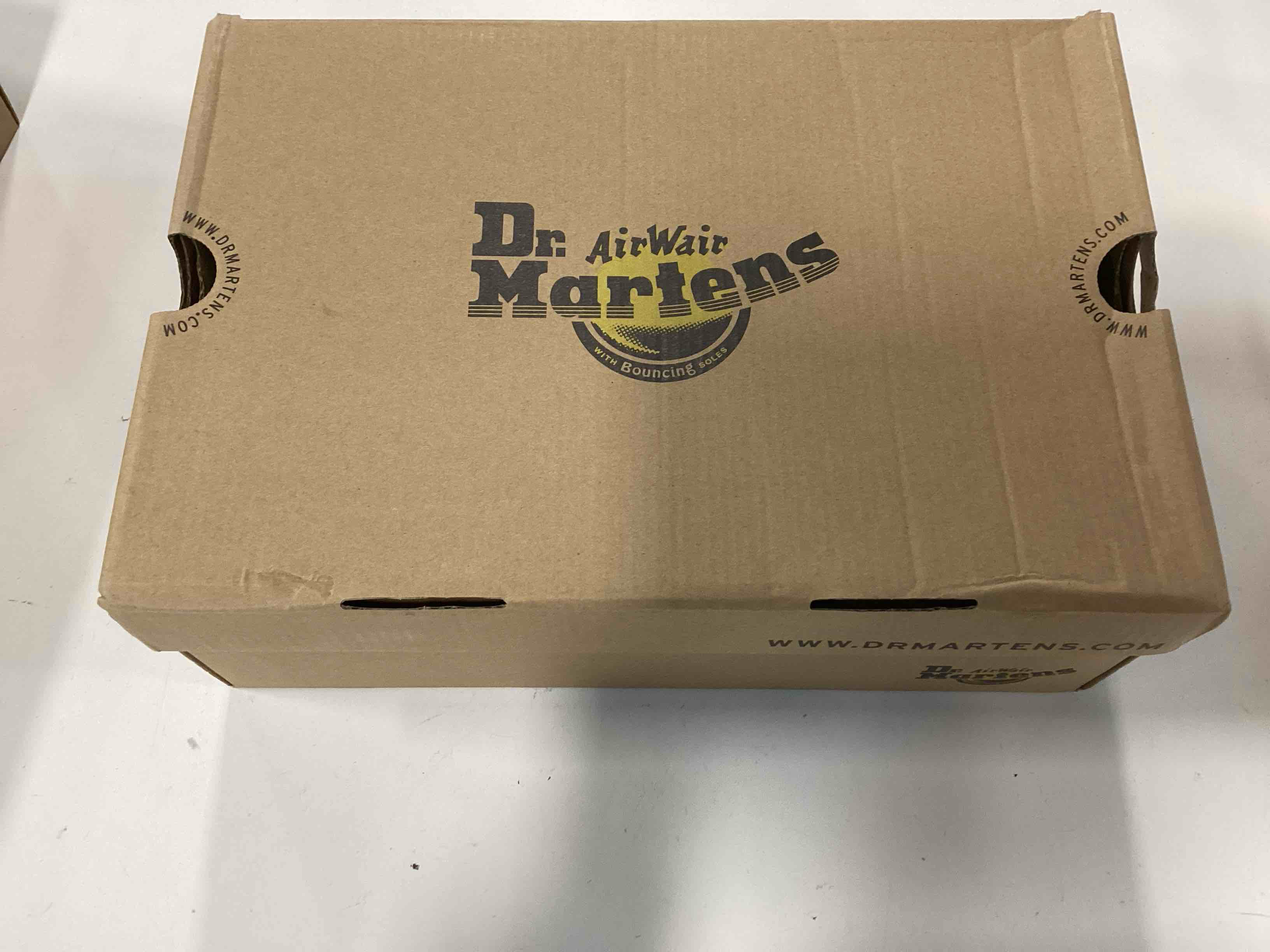 https://s3.amazonaws.com/lotting-images-prod/Dr.Martens_1764175024601.jpeg