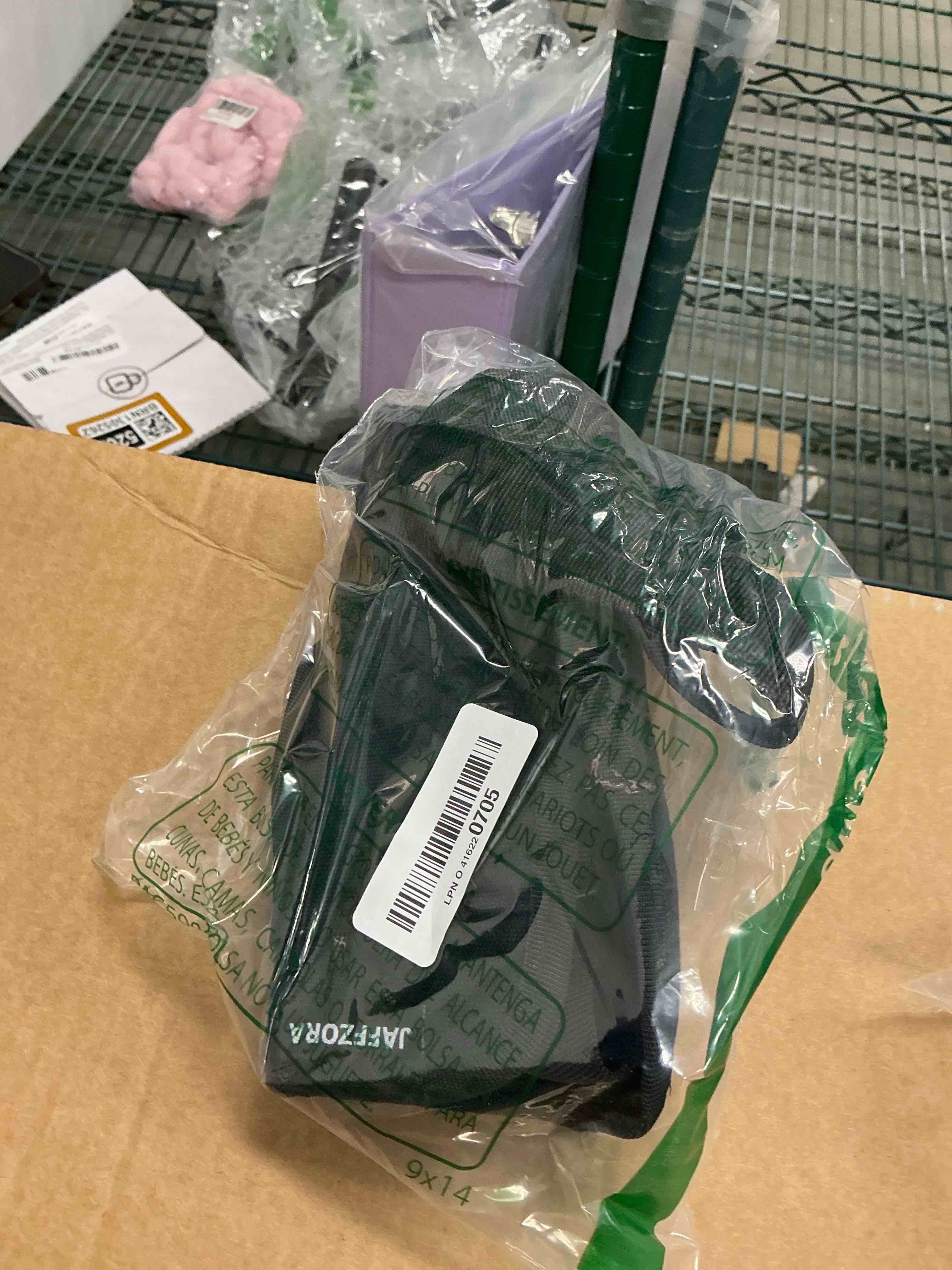 Condition photo showing Good Condition for Server Waist Pouch, Restaurant Waitress Accessories Bag with Adjustable Belt, Utility Money Bag Working Serving Apron for Waiter Waitress, Black