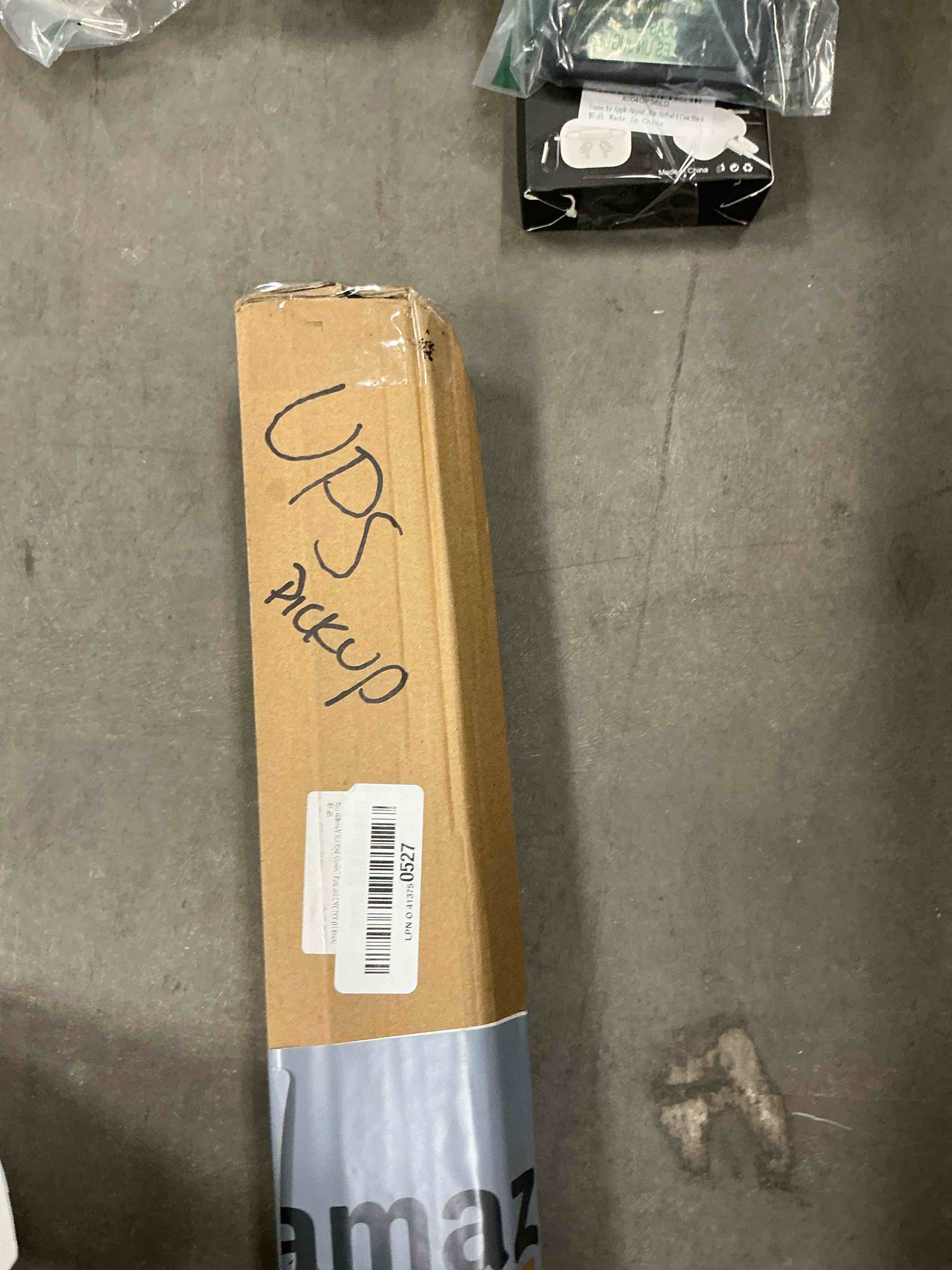 Condition photo showing Good Condition for 2pcs 400mm V Slot 2040 Aluminum Extrusion European Standard Anodized Black Linear Rail for 3D Printer Parts and CNC DIY (15.8inch) 400mm 2PCS 2040V