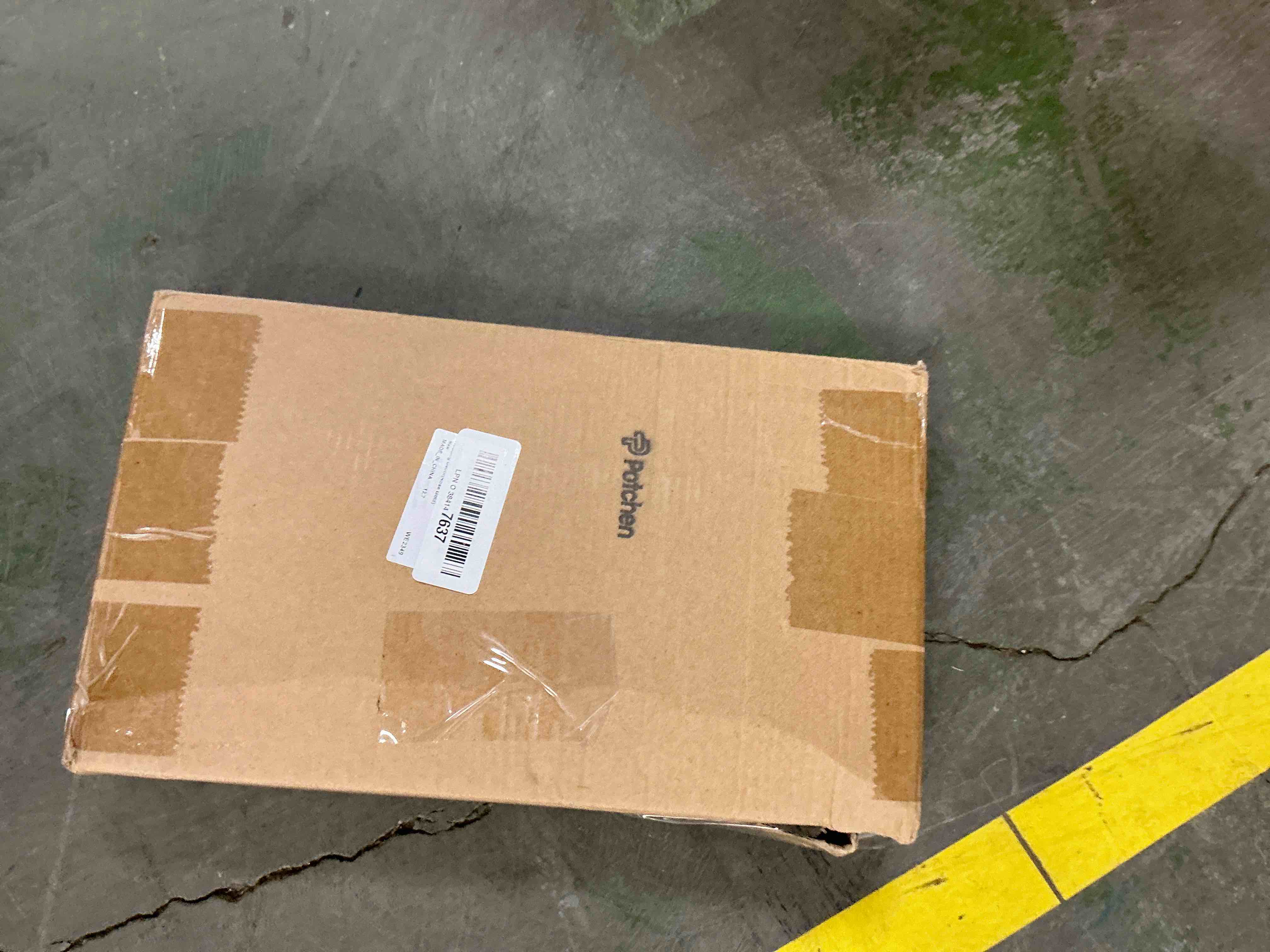 Condition photo showing New/Like New for Set of 18 Tall Candlestick Holders Thin Metal Taper Candle Holders for Table Centerpiece Modern Decorative Pillar Candle Sticks Stand for Home Wedding Christmas Decoration(Rose Gold)