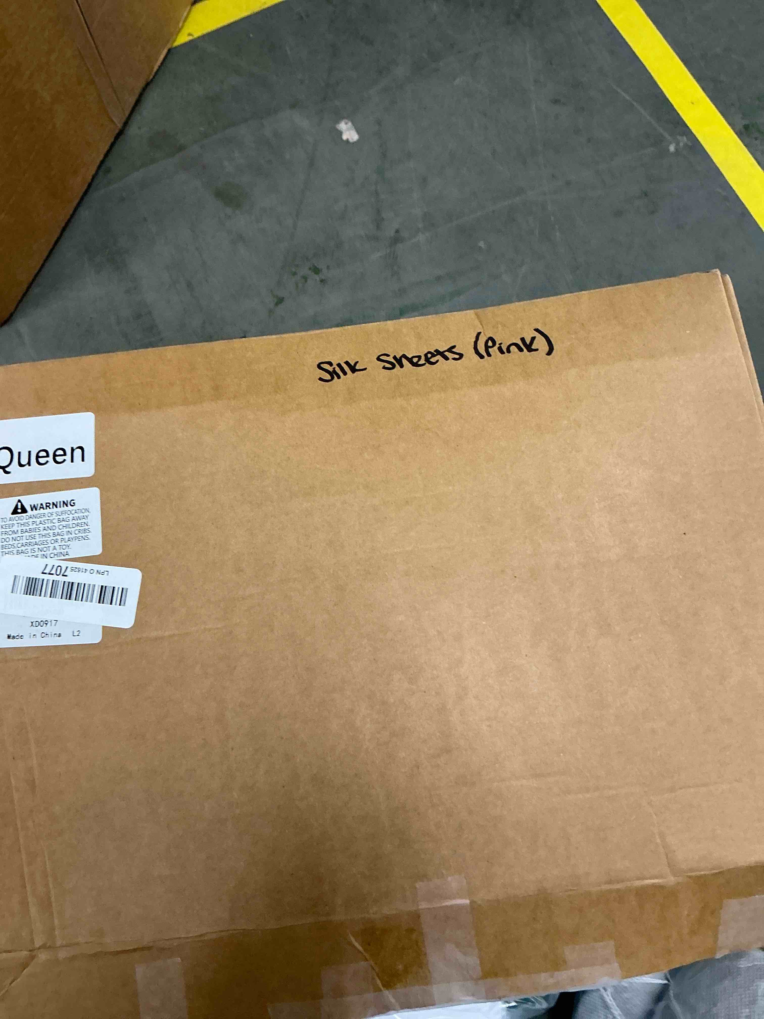 Condition photo showing Good Condition for SiinvdaBZX 3-Piece Set Satin Queen Fitted Sheet & 2 Pillowcase, Hot Pink Silky Soft Fitted Bottom Sheet, Wrinkle Free, Fade Resistant, Deep Pocket Bed Sheet (Deep Up to 15") Queen Hot Pink