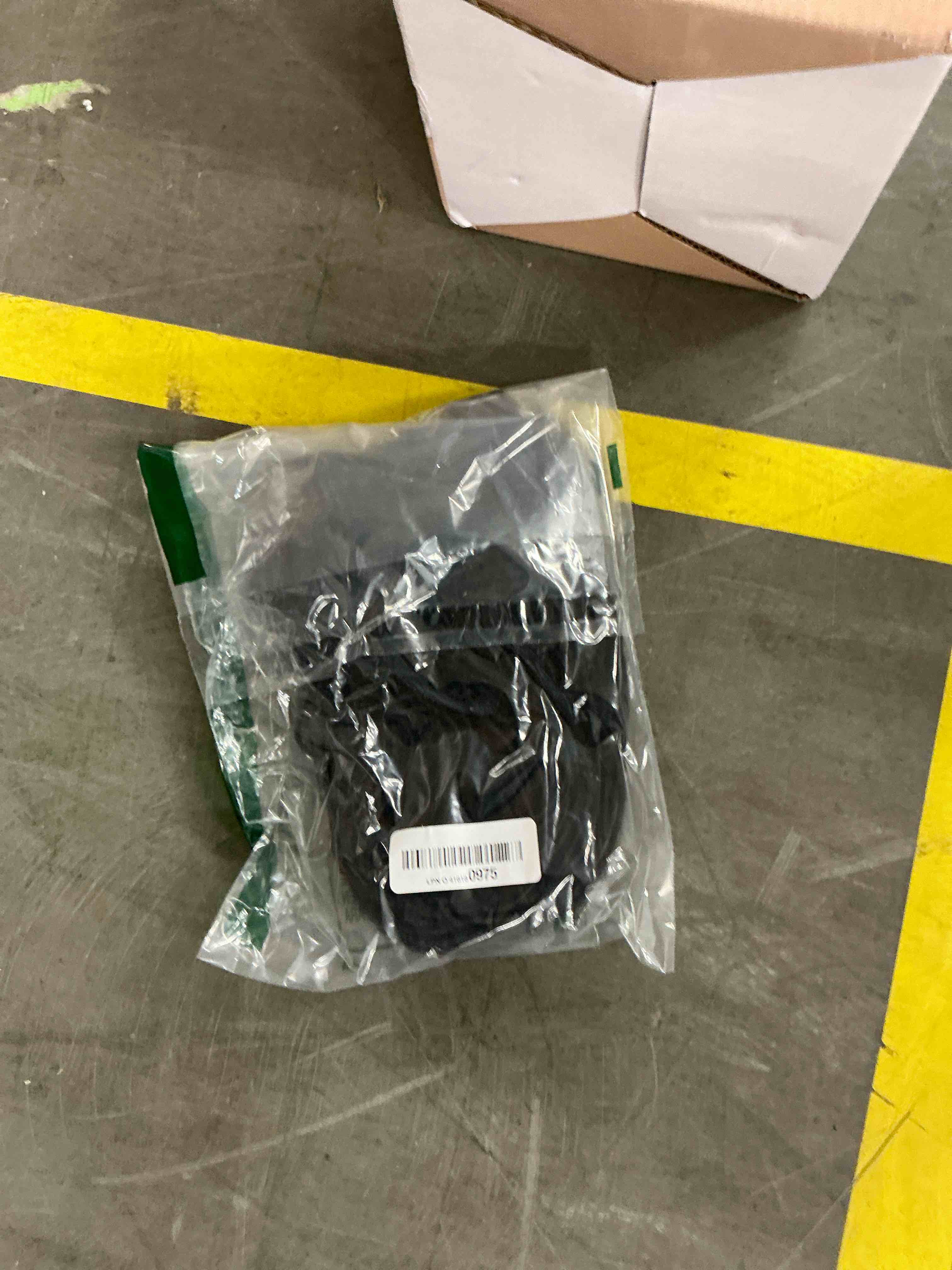 Condition photo showing Good Condition for 100% Real Human Hair 0.4cm Width 8 Inch Loc extensions Human Hair with Curly Ends 30 Strands per pack Full Handmade Dreadlock Extensions Can be dyed and bleached for Men Women Kids 8 Inch-30 Strands