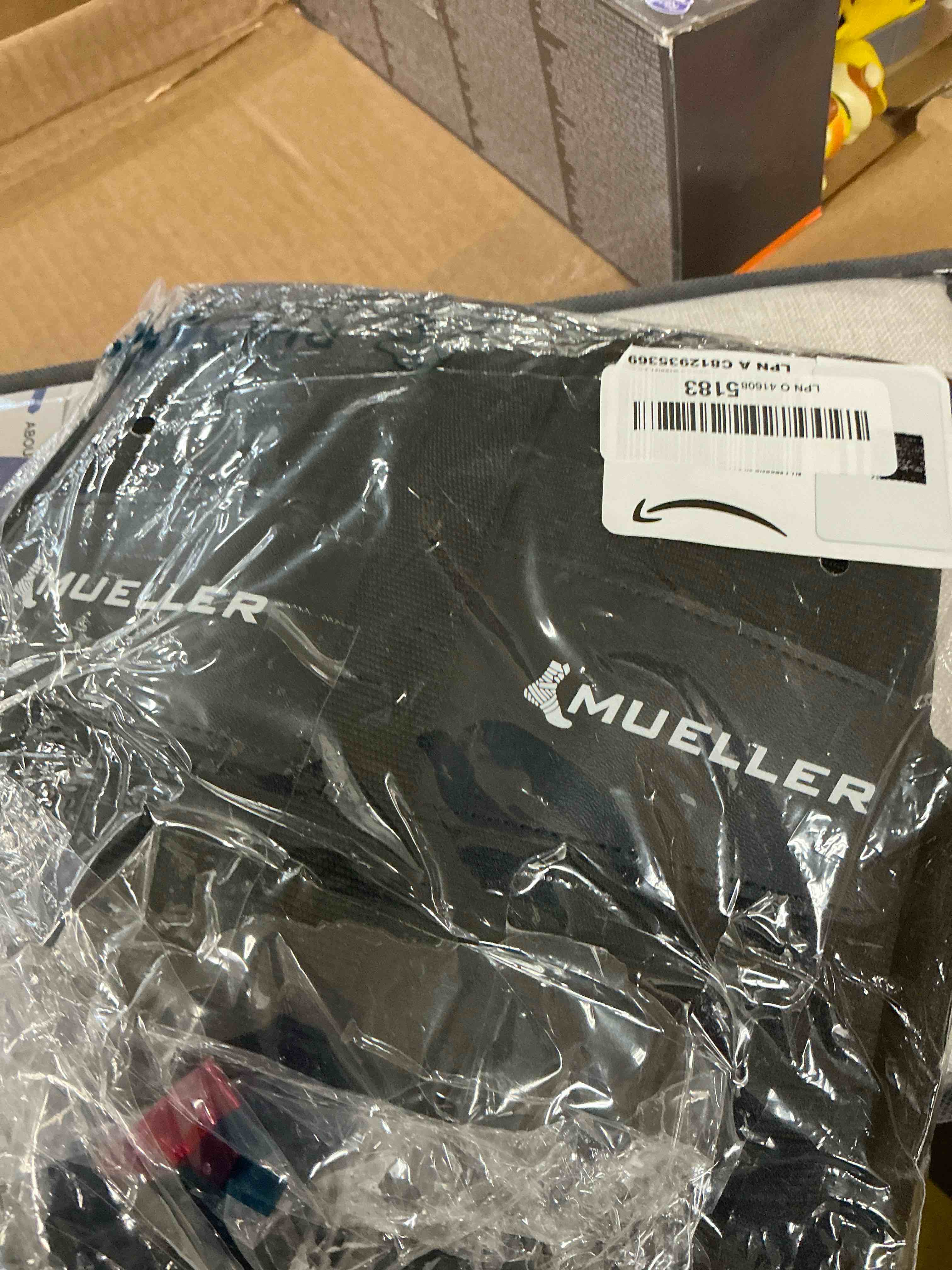 Condition photo showing Good Condition for MUELLER Sports Medicine Lumbar Back Brace with Removable Pad, Ideal for Upper and Lower Back Pain, Relief & Support for Men and Women, Strains, Sciatica, Scoliosis, Black, Regular Size