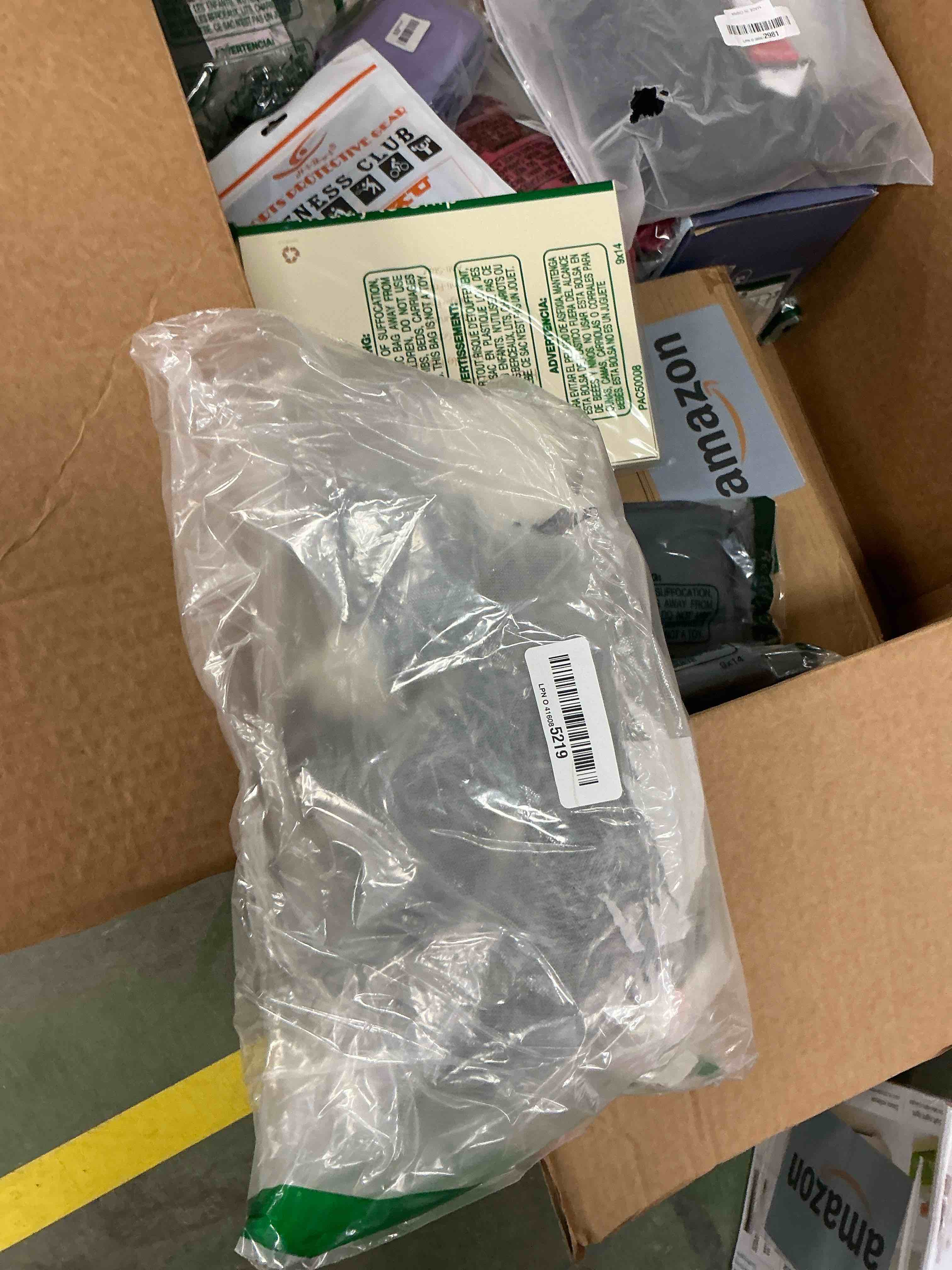 Condition photo showing Good Condition for Skylety Stuffed Animal Koala Bear 2 Pieces Mum Hold Little Koala Plush Toy Soft Stuffed Animal Doll, 10.63 Inches and 5.12 inches