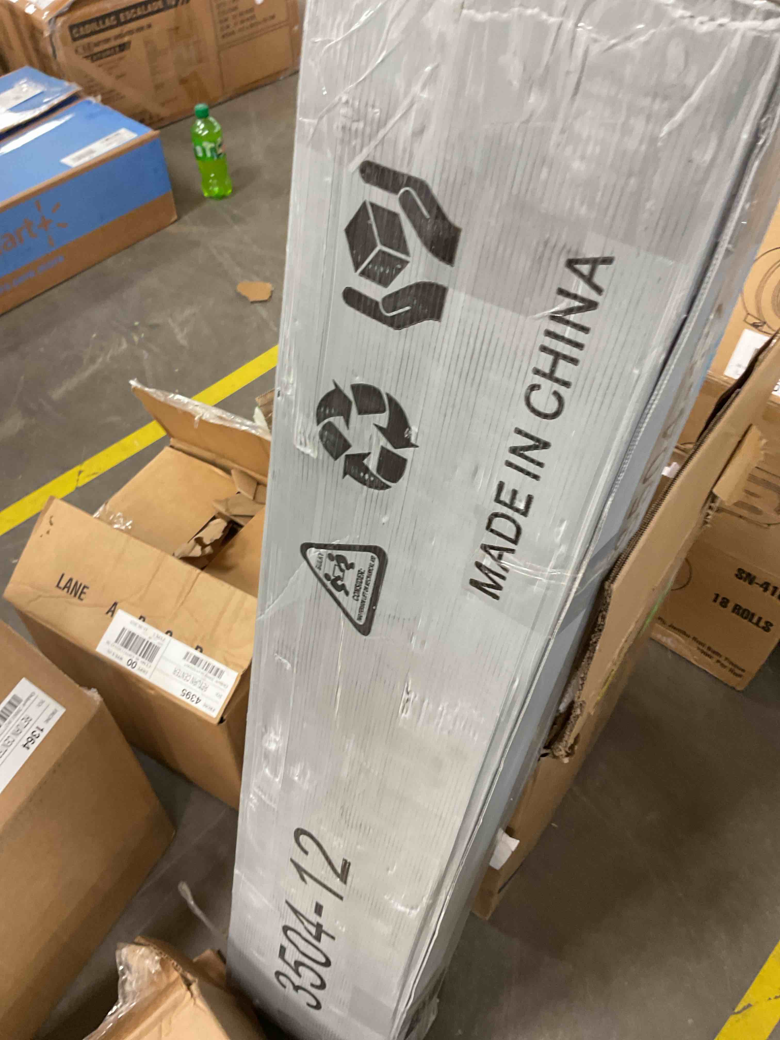 Condition photo showing Good Condition for FSCHOS 12 Inch Queen Size Bed Frame, Heavy Duty Metal Platform, No Box Spring Needed, Easy Assembly, Black