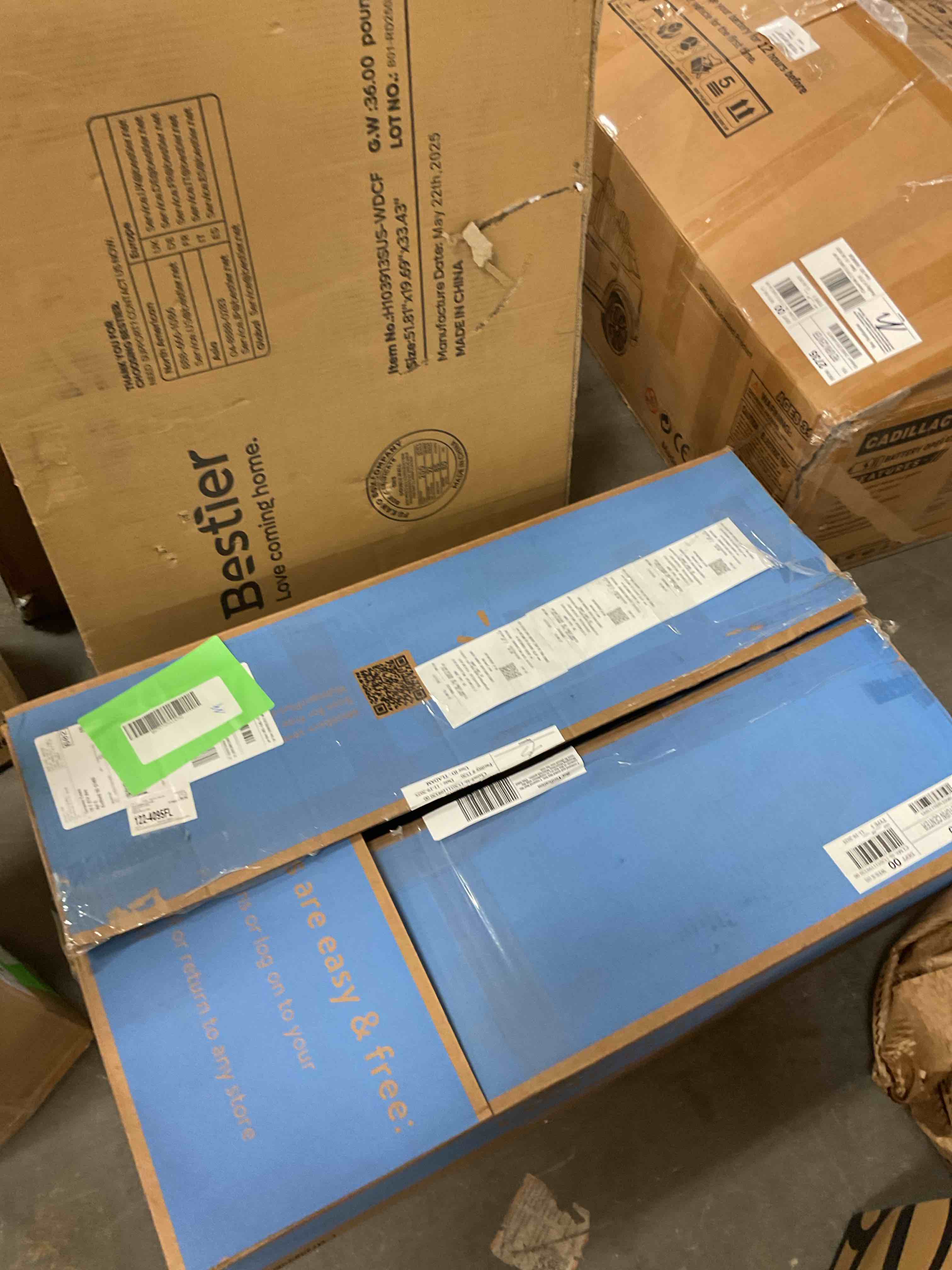 Condition photo showing Good Condition for Sindcom 16x24 Picture Frames , Gallery Wall Poster Frames Set of 3 , Black