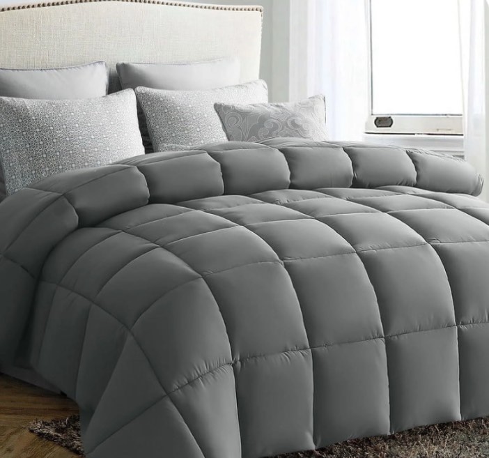JUSTLET Luxury Solid Down Alternative Machine Washable Light Gray Comforters, Queen