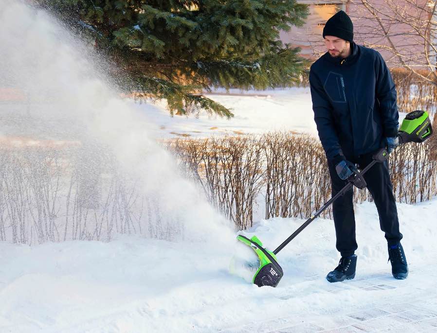 Greenworks 80V 12" Cordless Snow Shovel with Wheels w/(2) 2.5Ah Battery & Charger & Strap