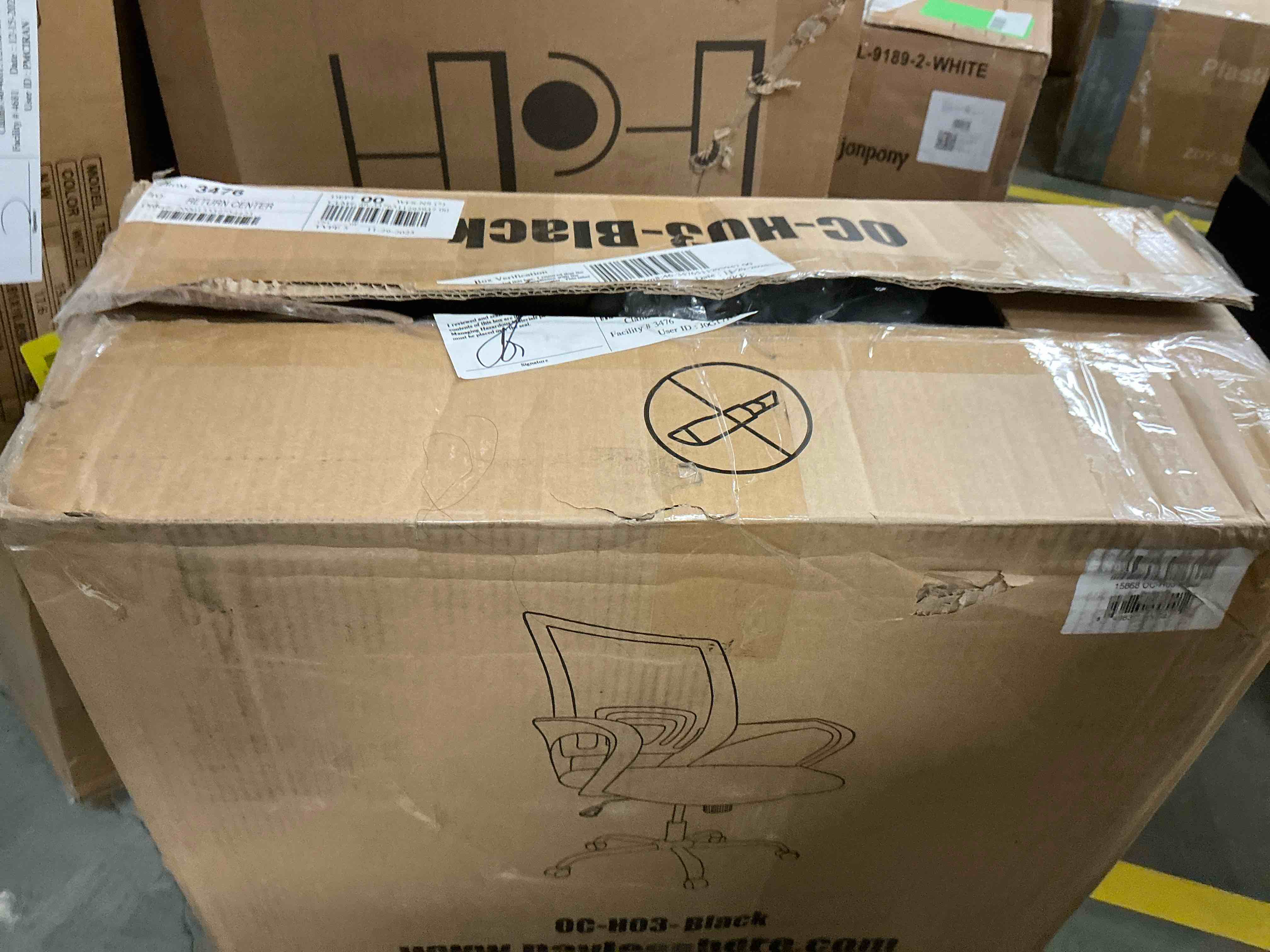 Condition photo showing Good Condition for Mesh Office Chair Desk Chair Computer Chair Ergonomic Adjustable Stool Back Support Modern Executive Rolling Swivel Chair for Women & Men  Black