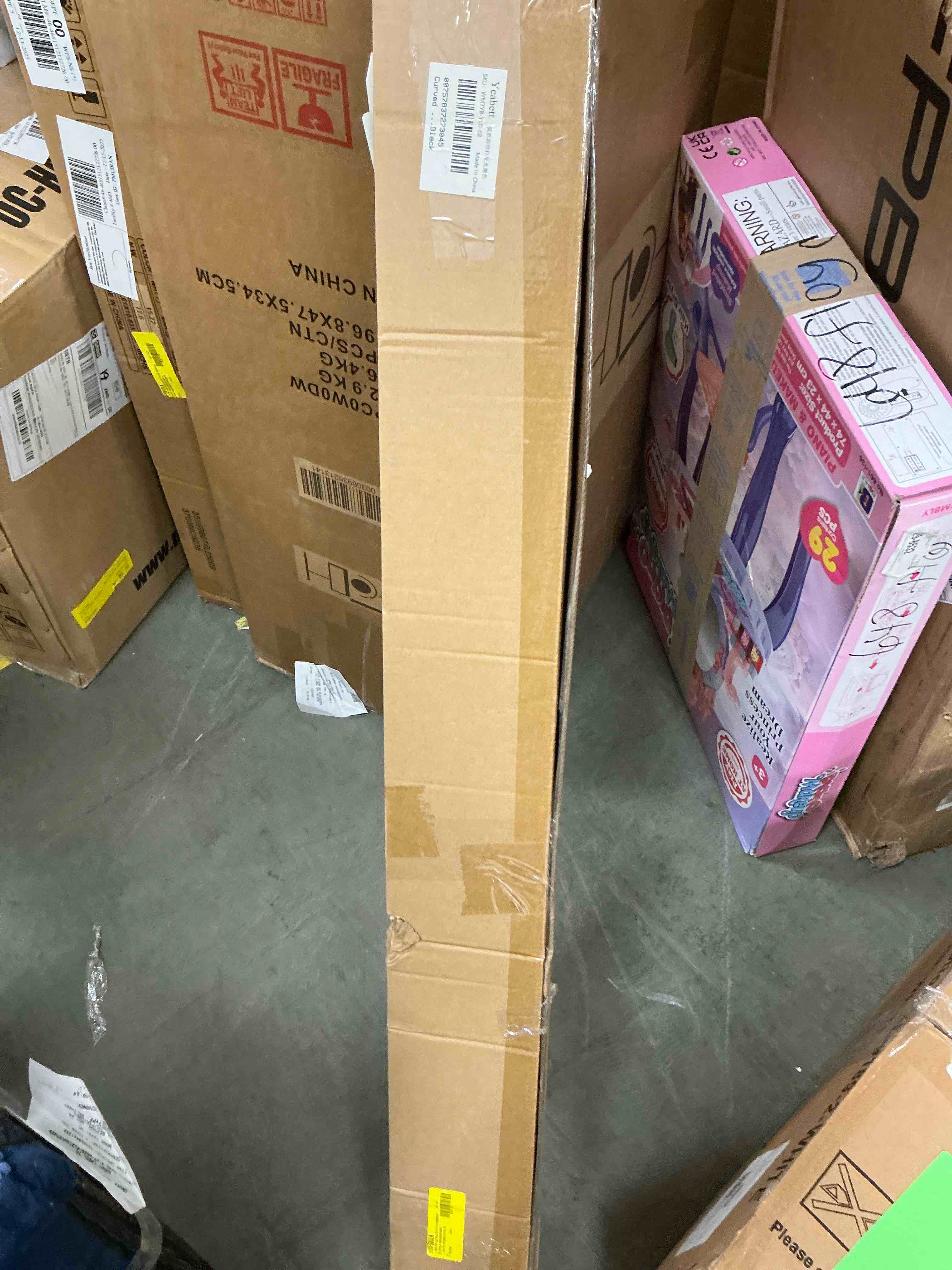 Condition photo showing New/Like New for Yeabett Curved Shower Curtain Rod 43-72 Inches Adjustable, Shower Rods for Bathroom Aluminum Rustproof, Round shower curtain rod Expandable, Black