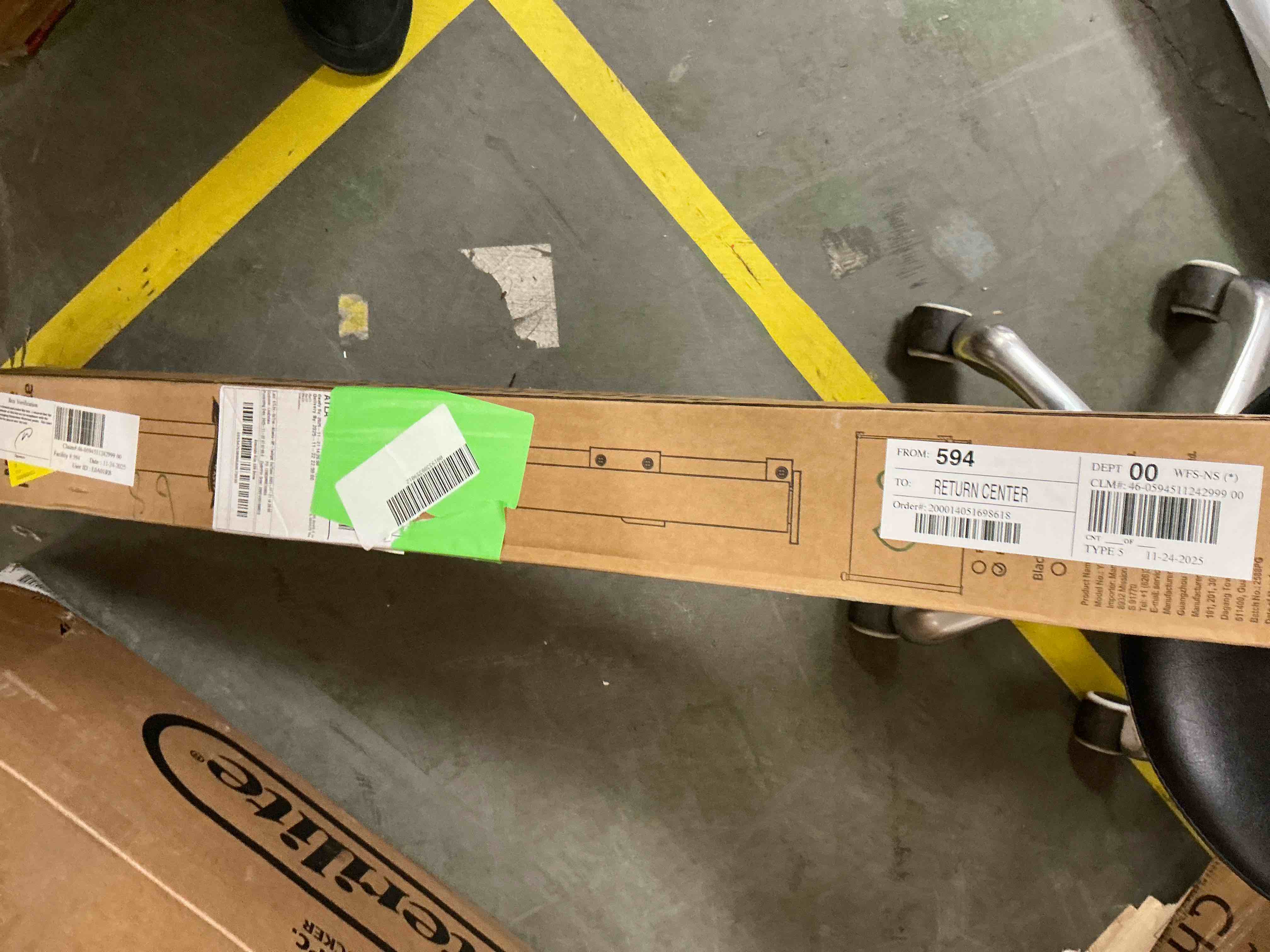 Condition photo showing New/Like New for Vomeast Retractable Gates,Extends up to 71in Wide,37.4in Tall Baby Safety Gates Dog Gate for Doorways Stairs(Grey)