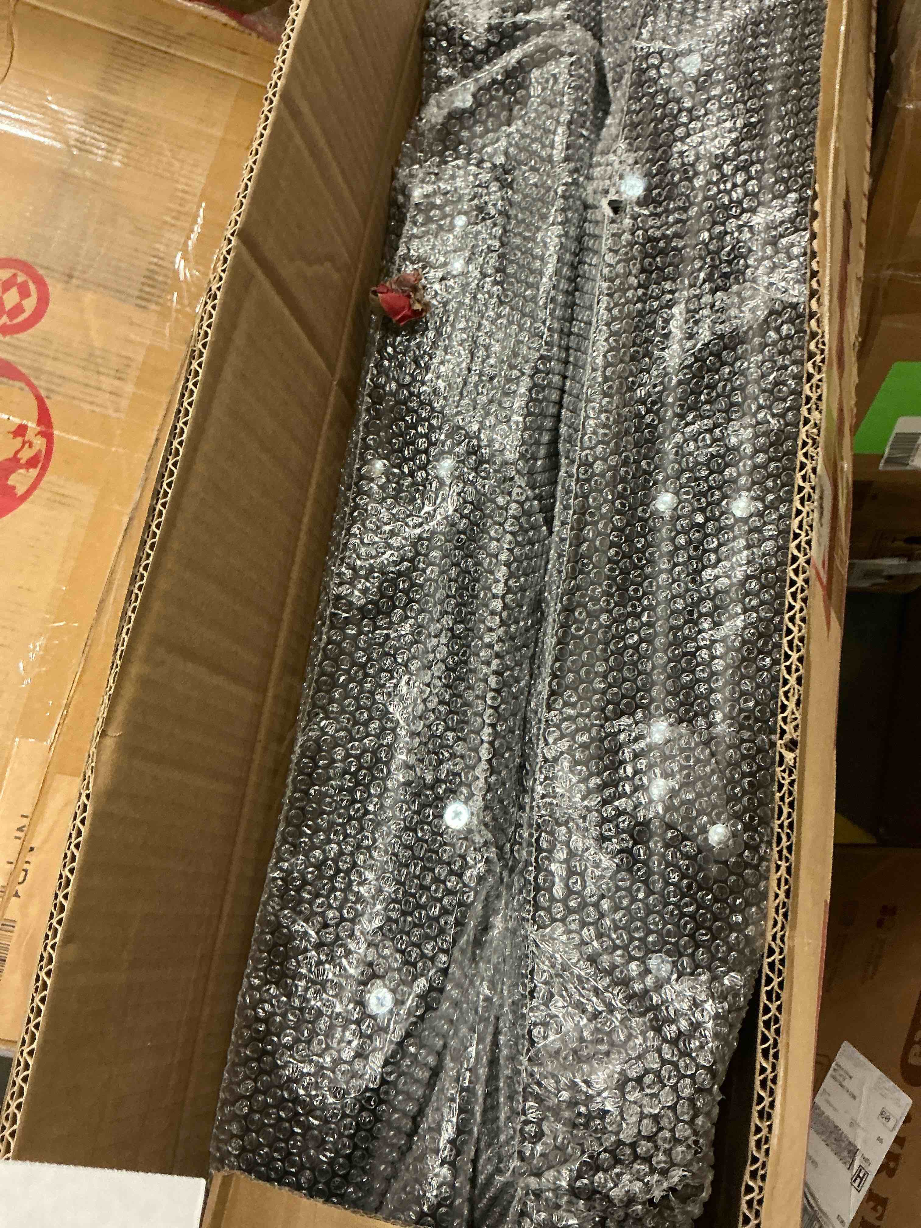 Condition photo showing New/Like New for Lacoo 2 Zero Gravity Chair Patio Outdoor Foldable Lawn Lounge Chair Reclining Chair with Adjustable Pillow for Graden  Patio Beach   Blue