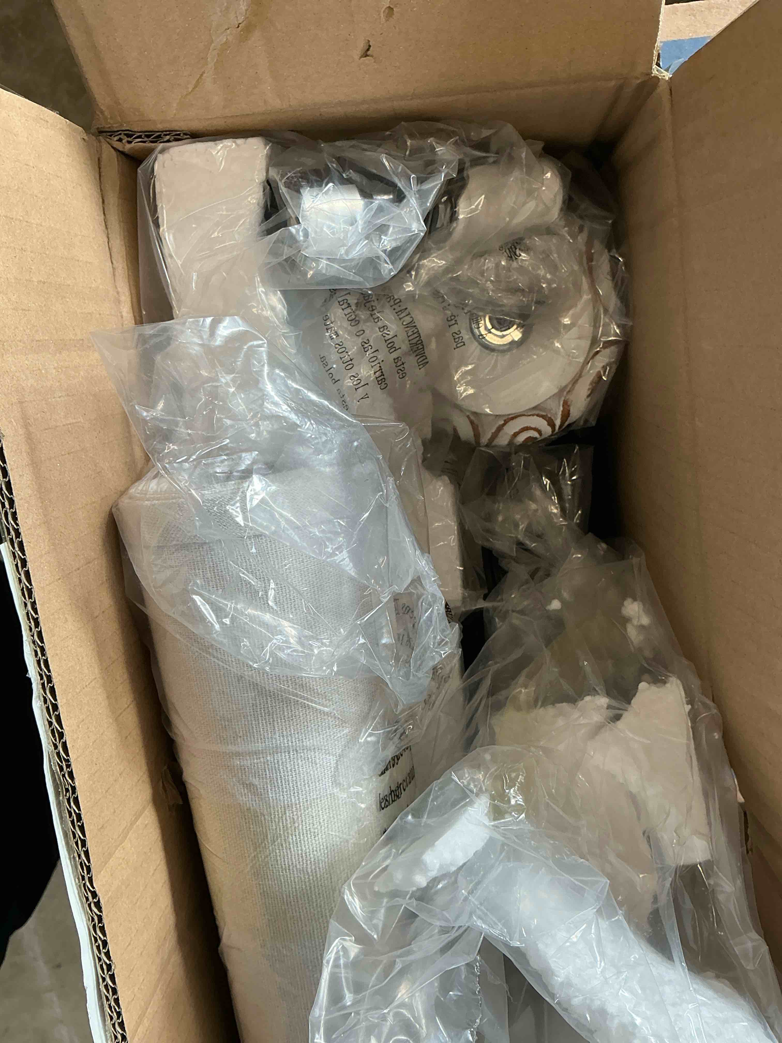 Condition photo showing New/Like New for RORIA 25" Country Style Table Lamp Set of 2?for Living Room Bedroom Nightstand, Hollow Resin Farmhouse Vintage Bedside Lamp with 2 USB Ports with Night Light, LED Bulb Included